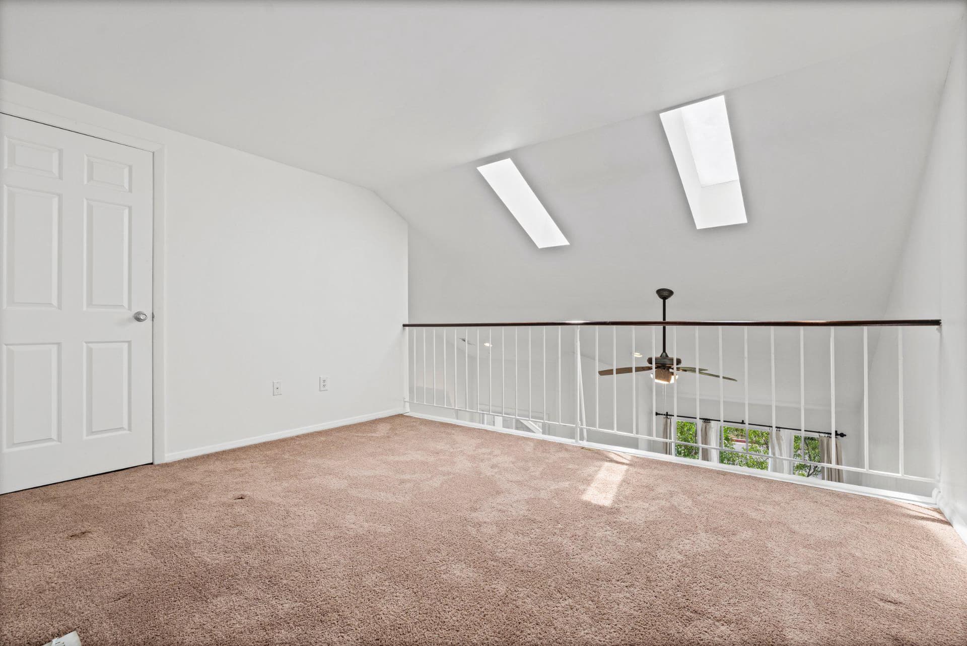 7924 Mayfair Circle #b photo 17
