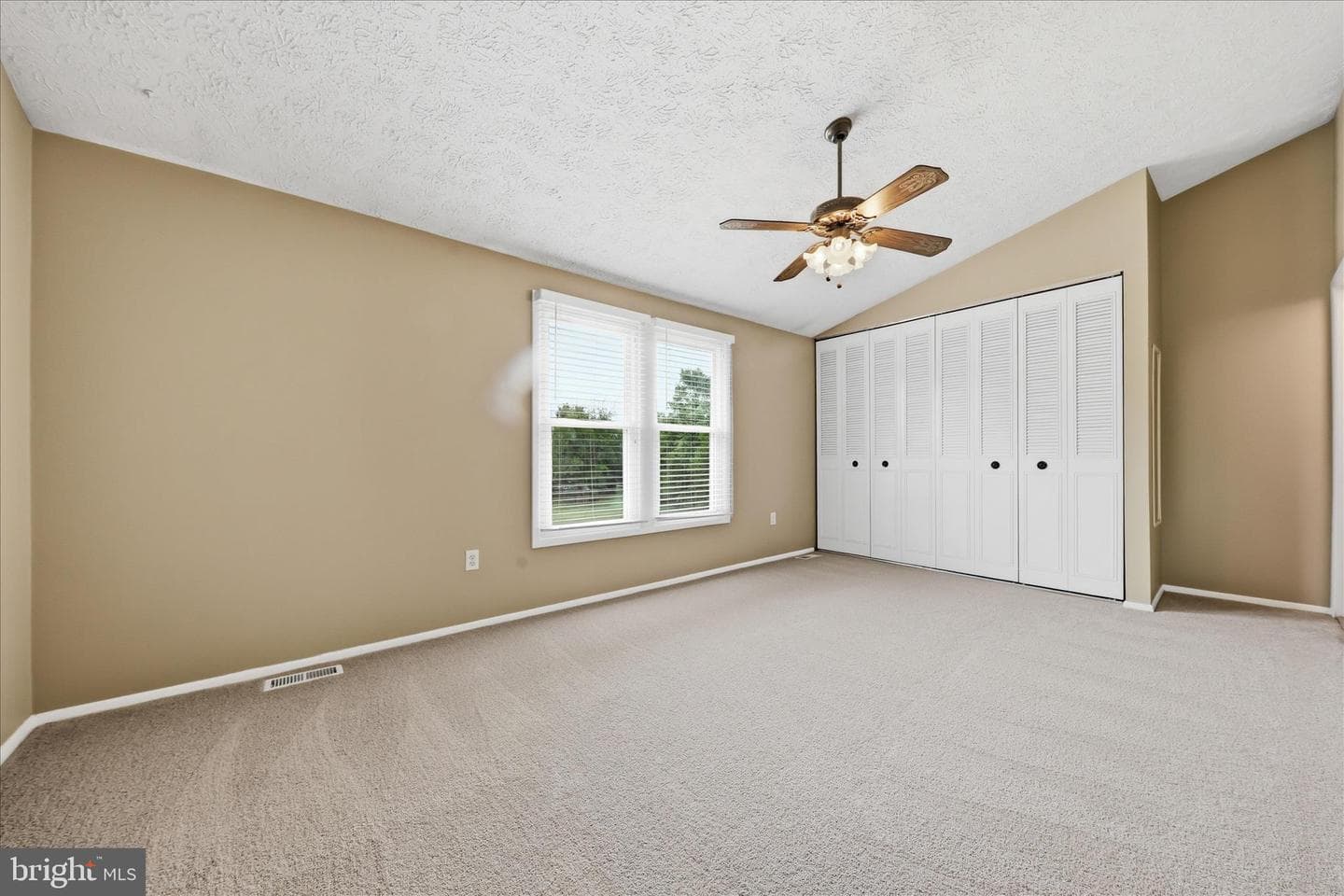 6317 Loring Drive photo 18