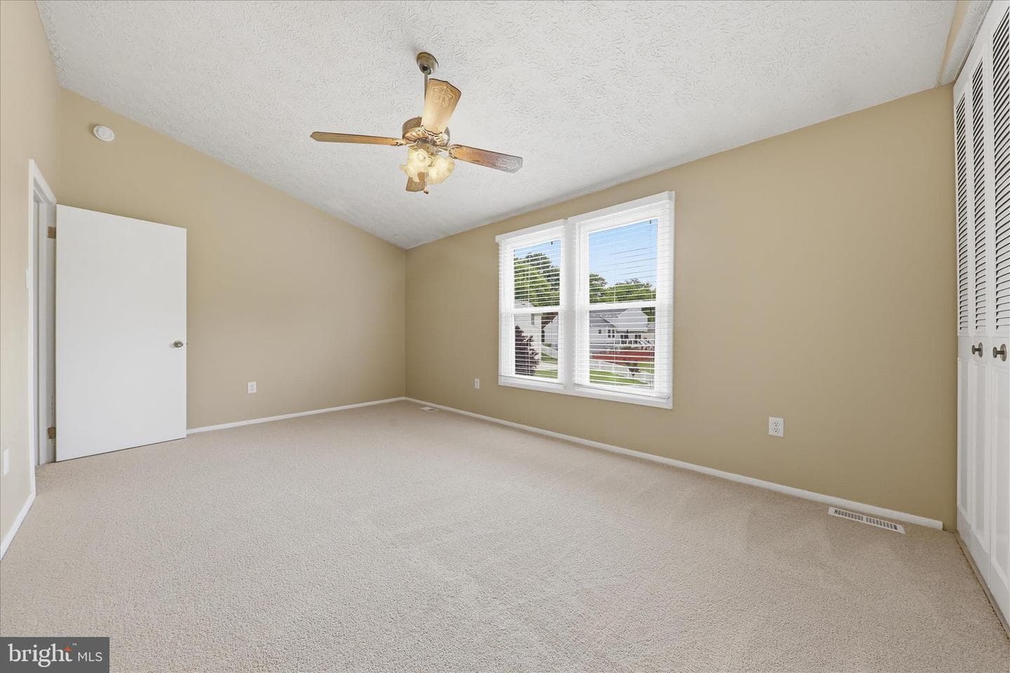 6317 Loring Drive photo 21