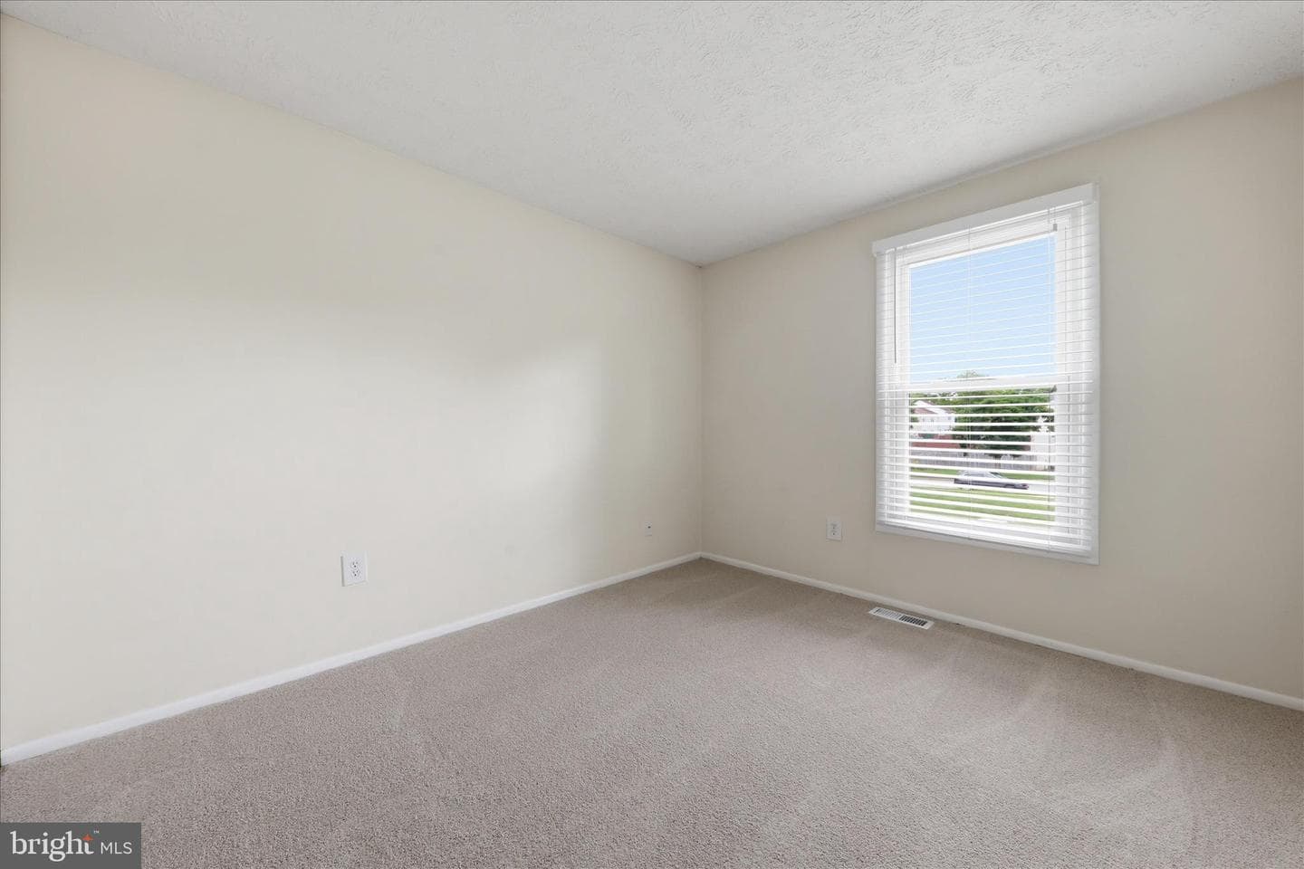 6317 Loring Drive photo 25