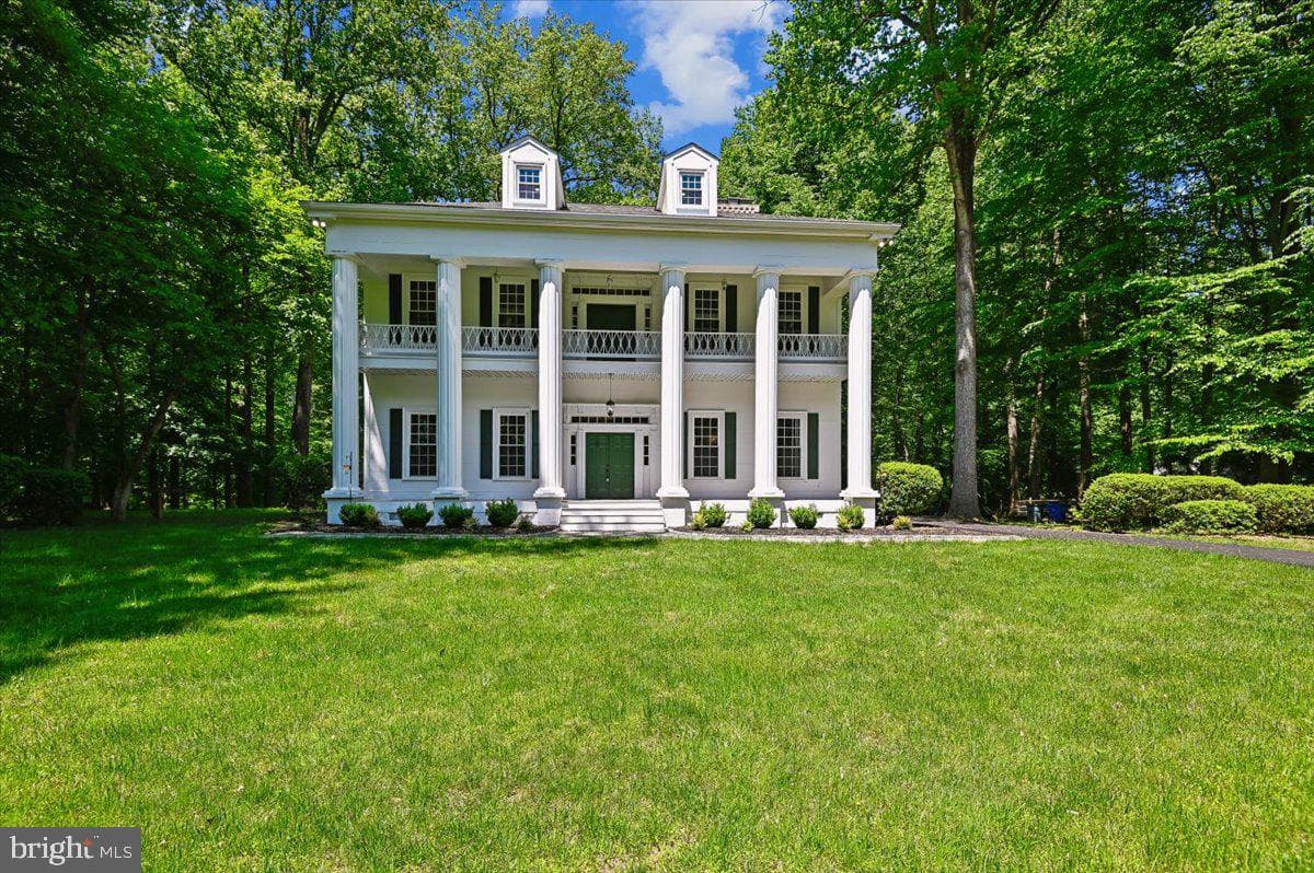 7302 Meadow Wood Way, Clarksville