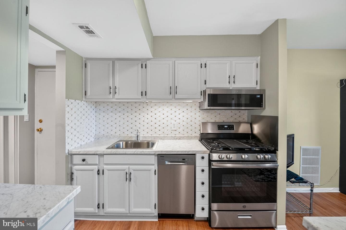 6017 Majors Lane #2 B2 photo 9