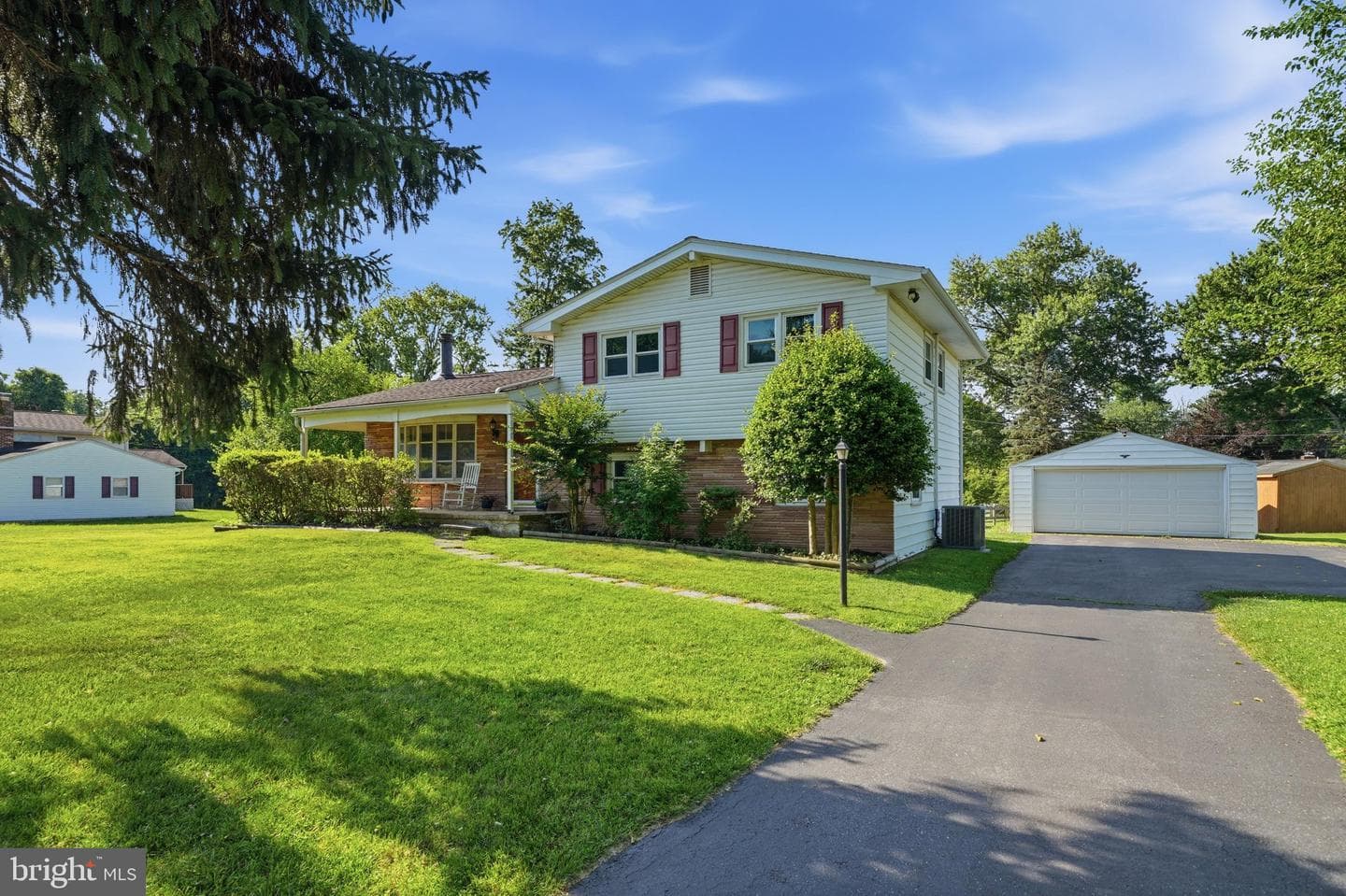 9326 Millbrook Road photo 42