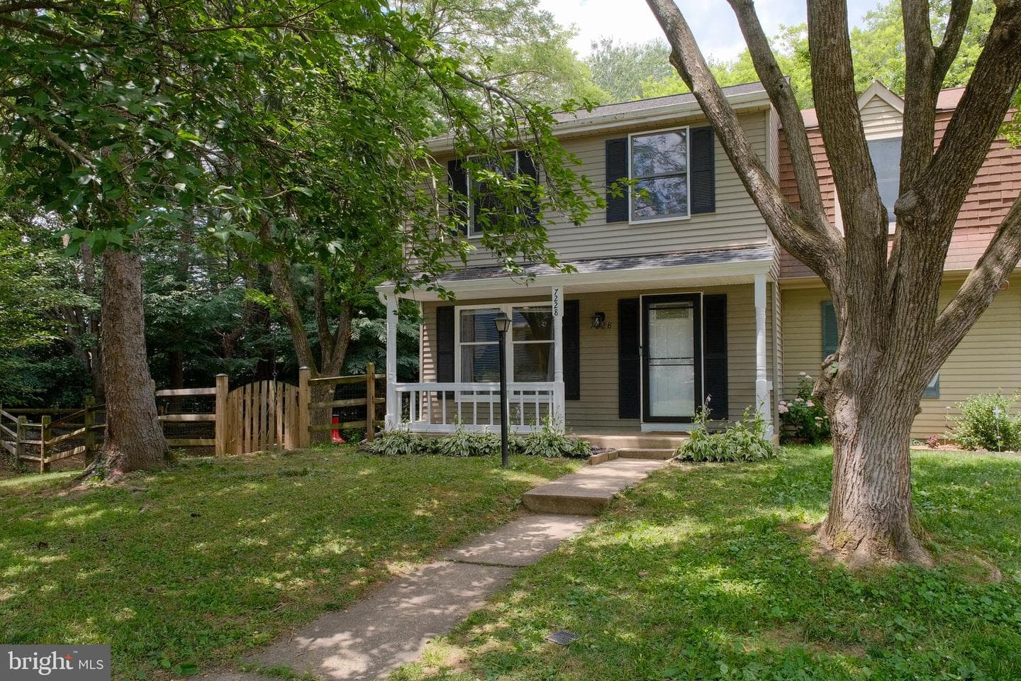 7228 Sleep Soft Circle, Columbia