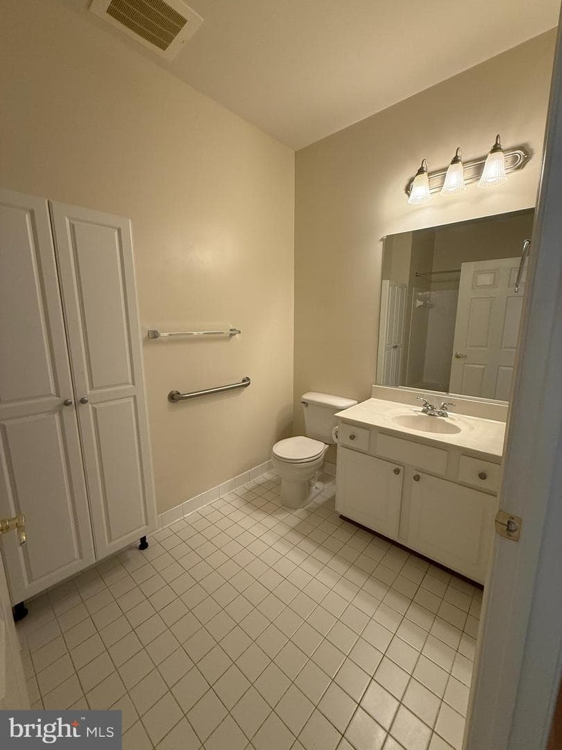 10205 Wincopin Circle #302 photo 9