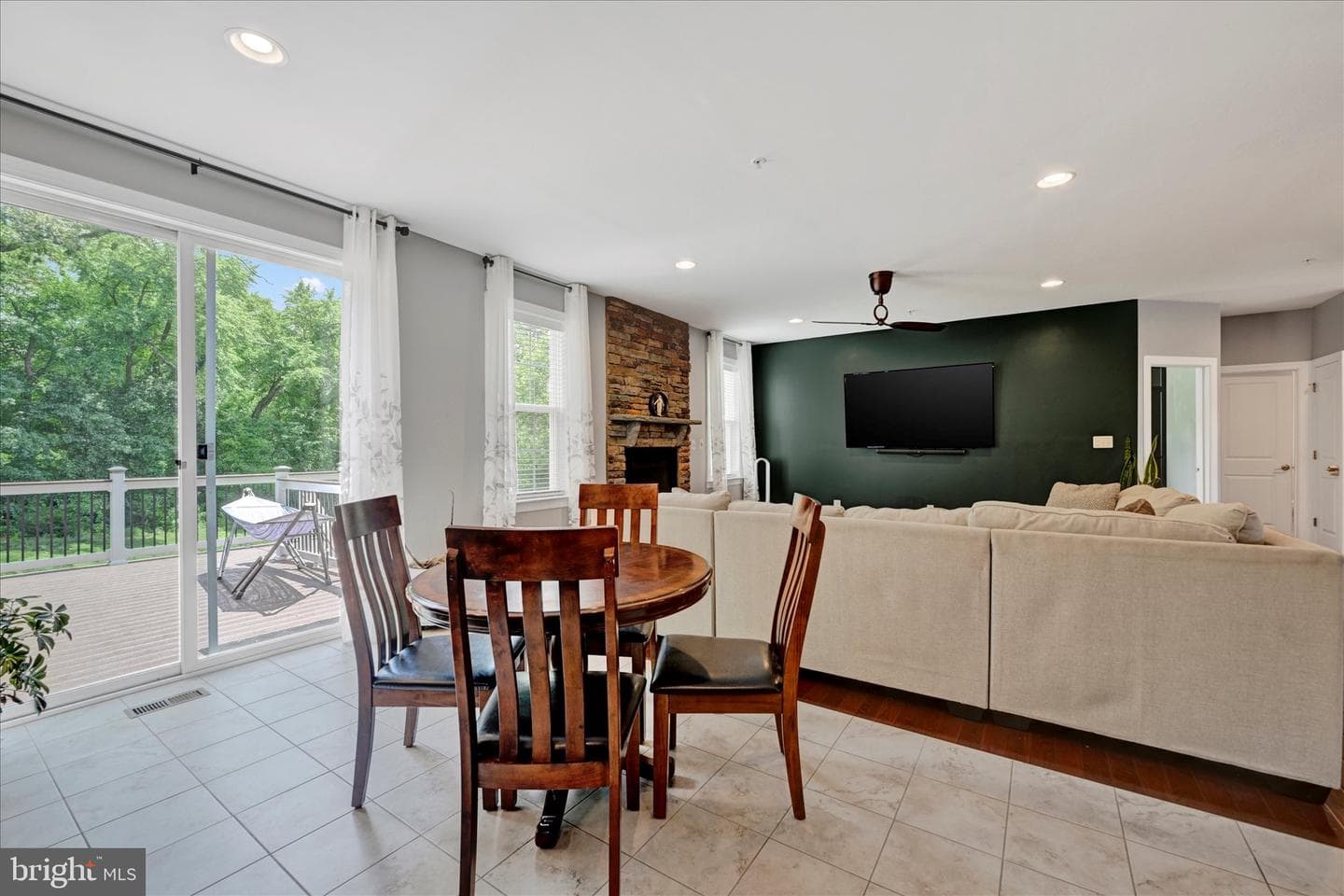 7510 Leafy Tree Lane photo 18
