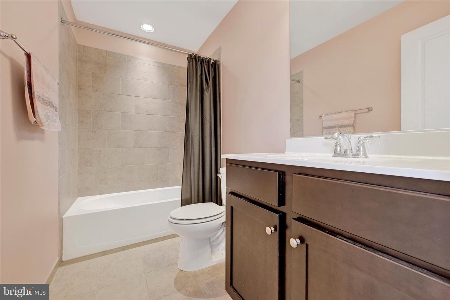 7510 Leafy Tree Lane photo 34
