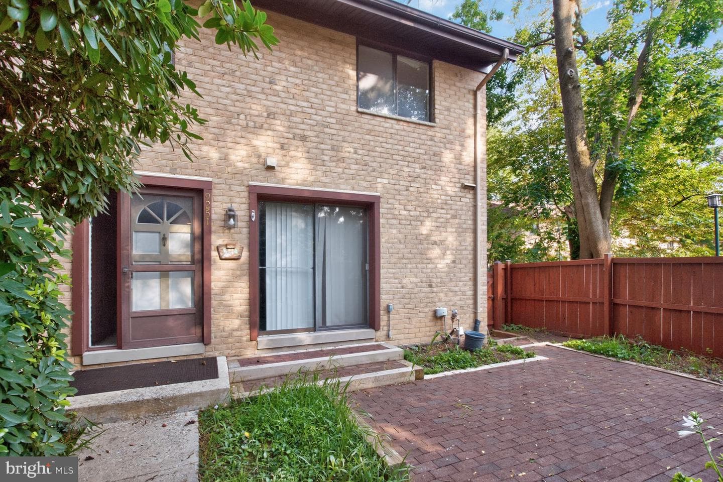 9251 Hobnail Court, Columbia
