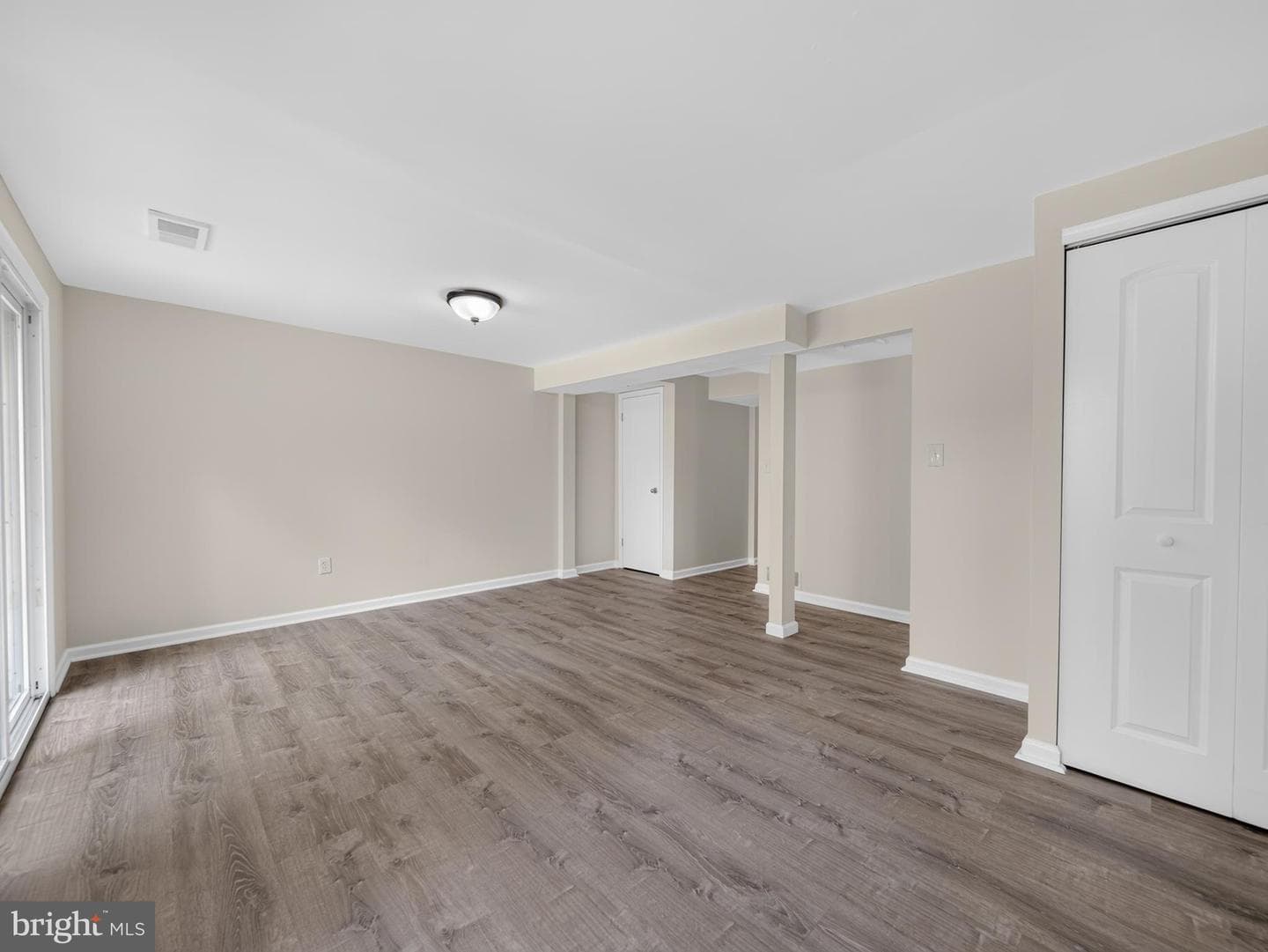 5443 Hildebrand Court photo 35