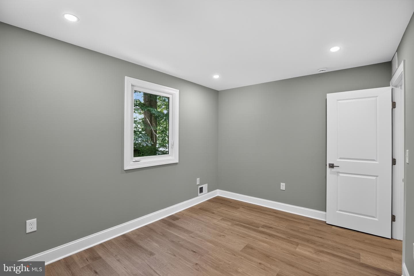 9477 Battler Court photo 19