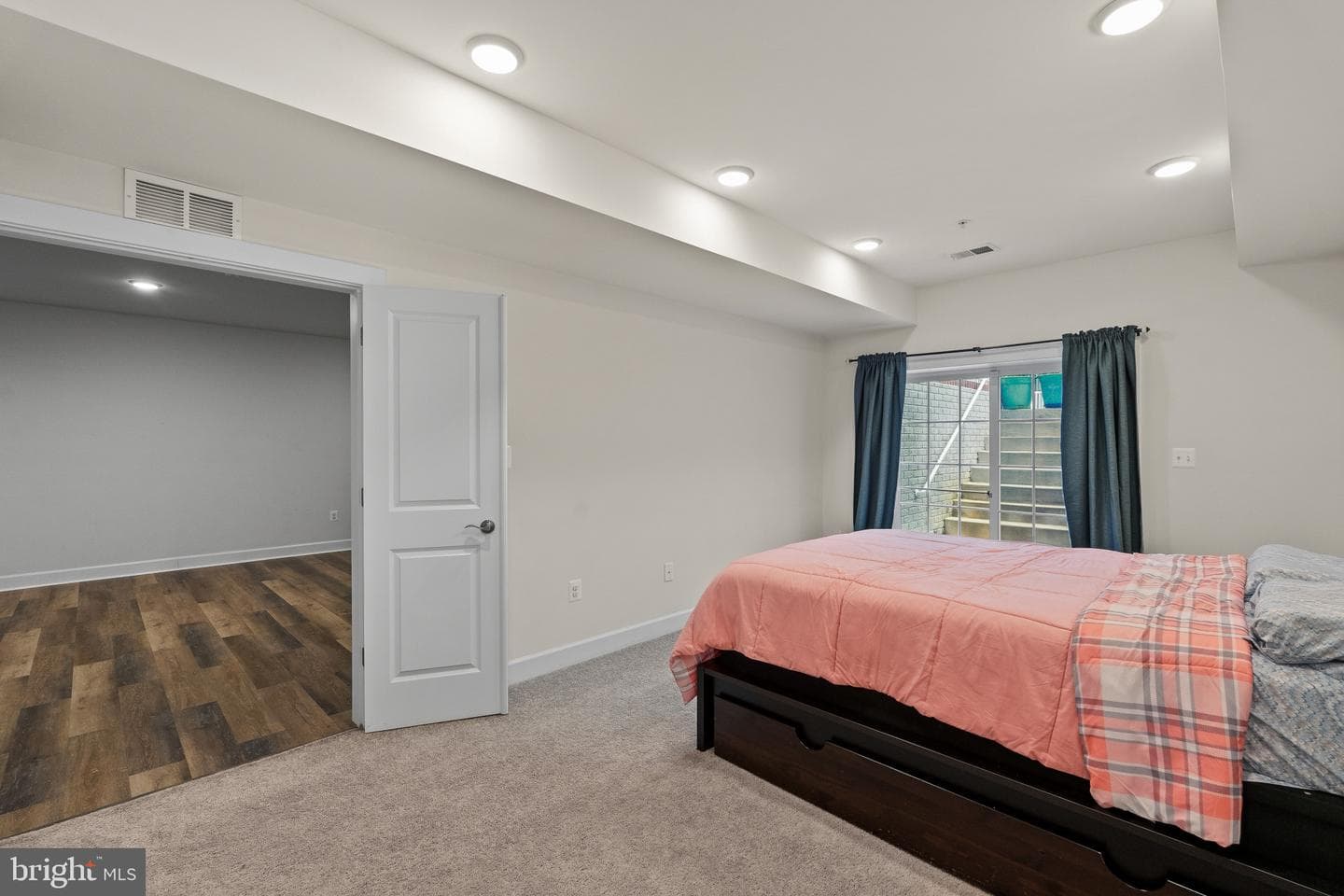 2609 Vardon Lane photo 37