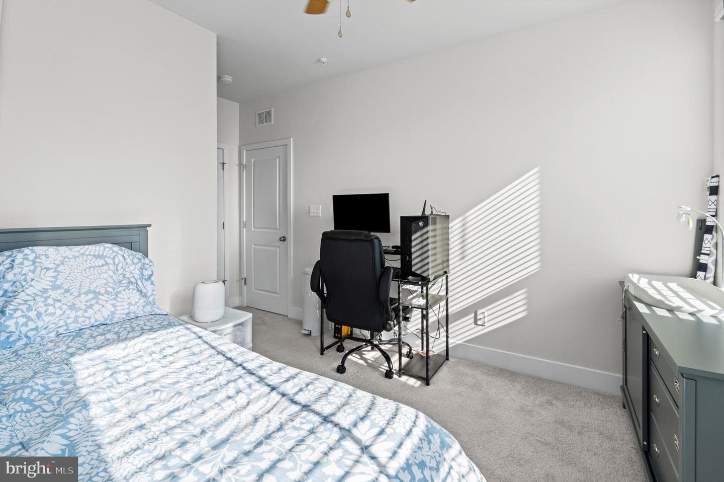 7736 Port Capital Drive photo 15