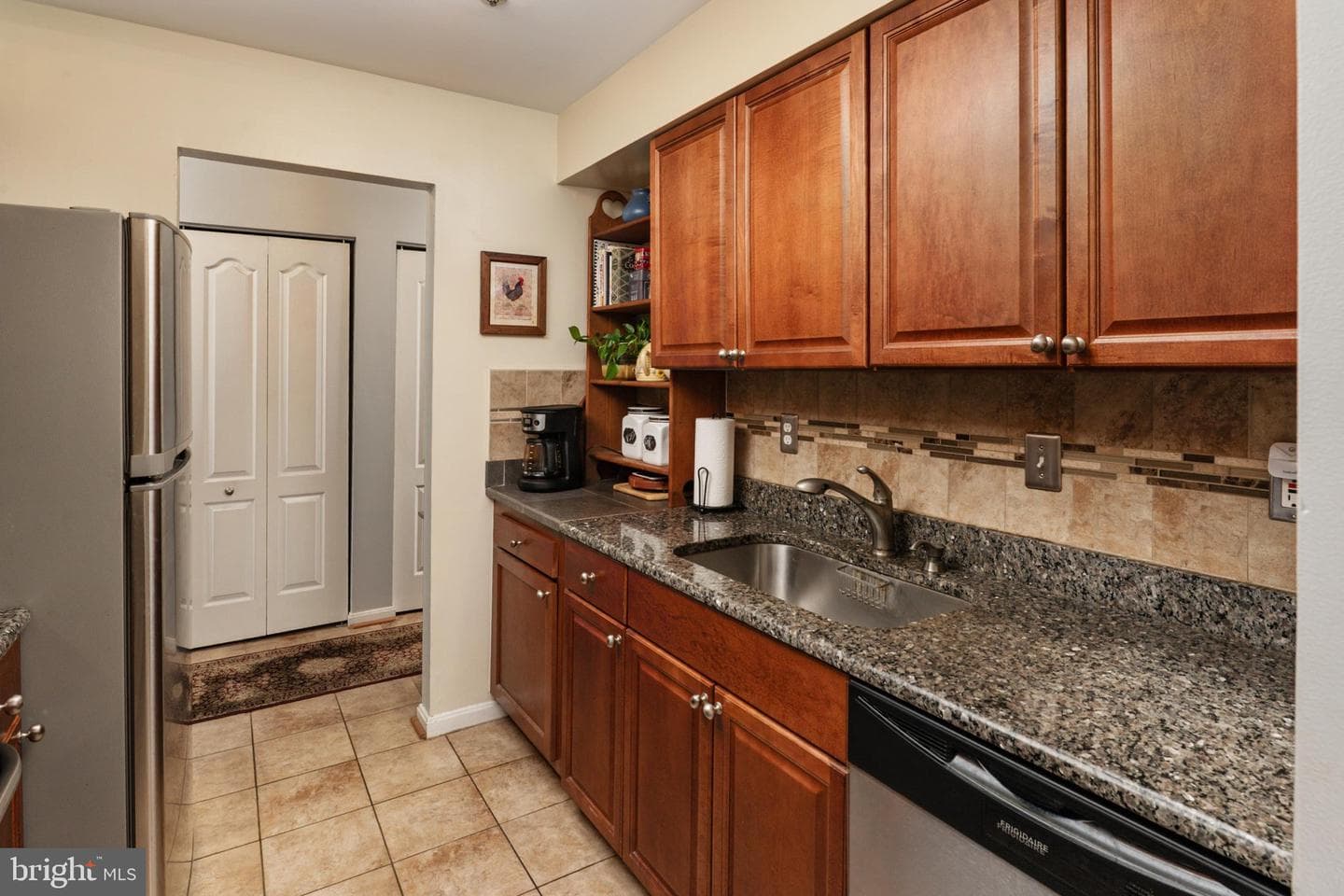 8337 Montgomery Run Rd # C photo 11