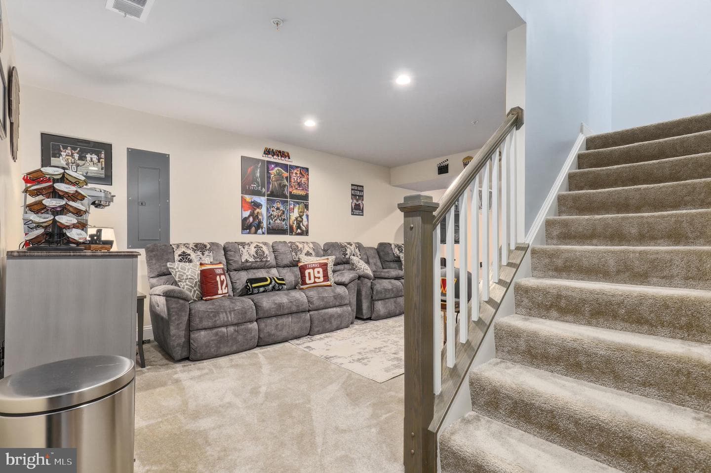 9468 Vollmerhausen Drive photo 28