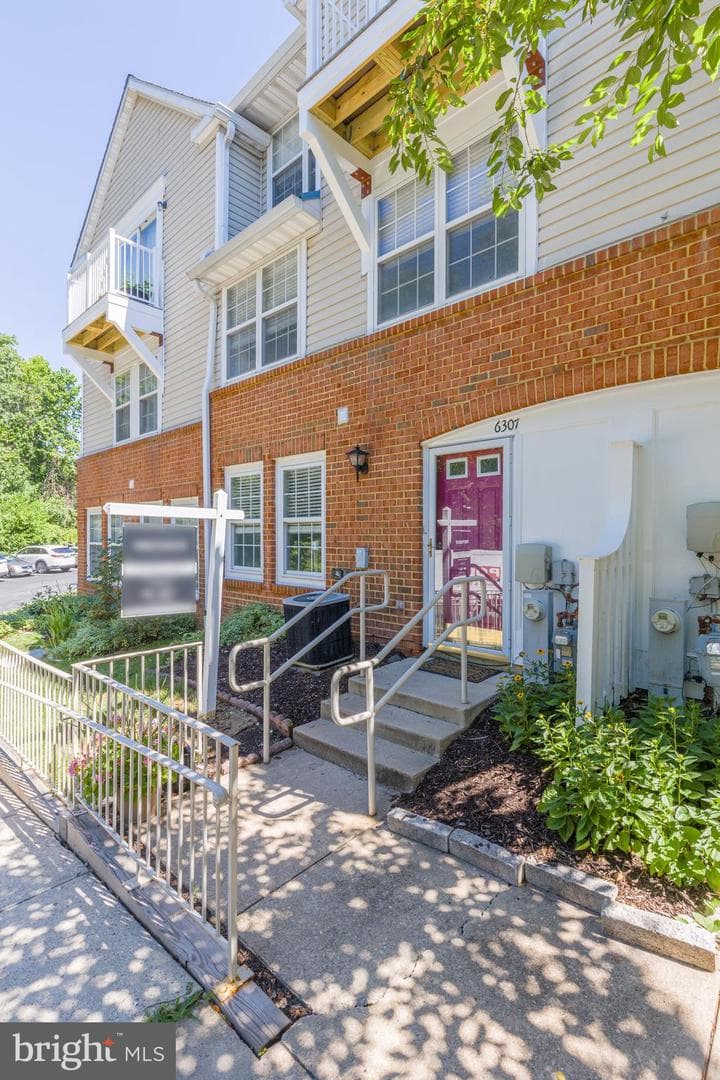 6307 Sandpiper Court #2 photo 27