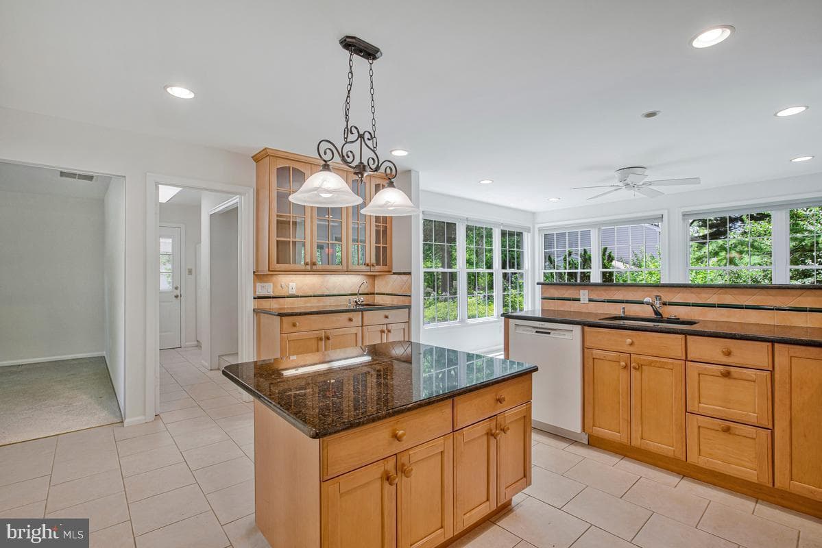 6052 Tamar Drive photo 18