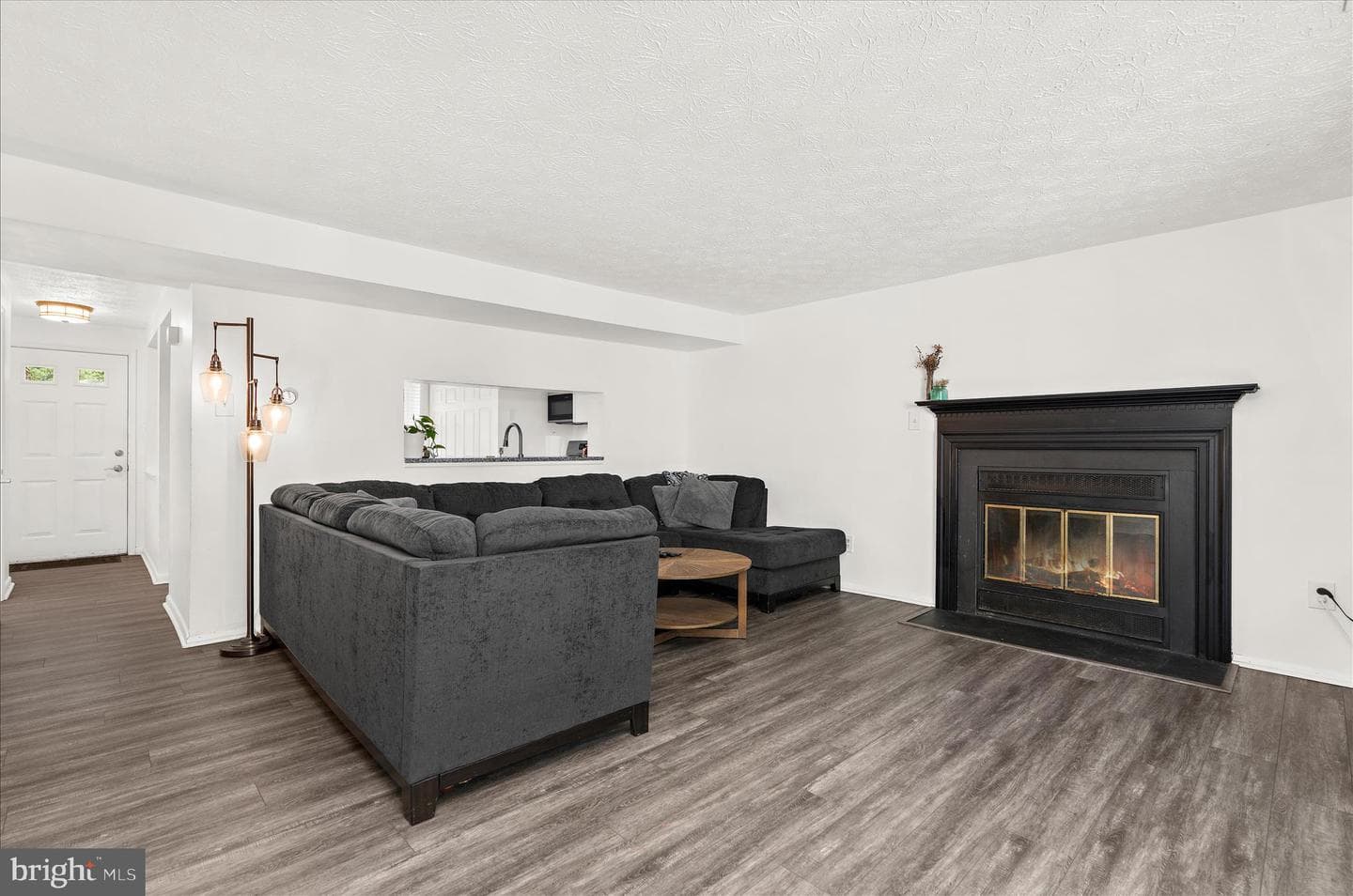 10611 Delfield Court photo 6