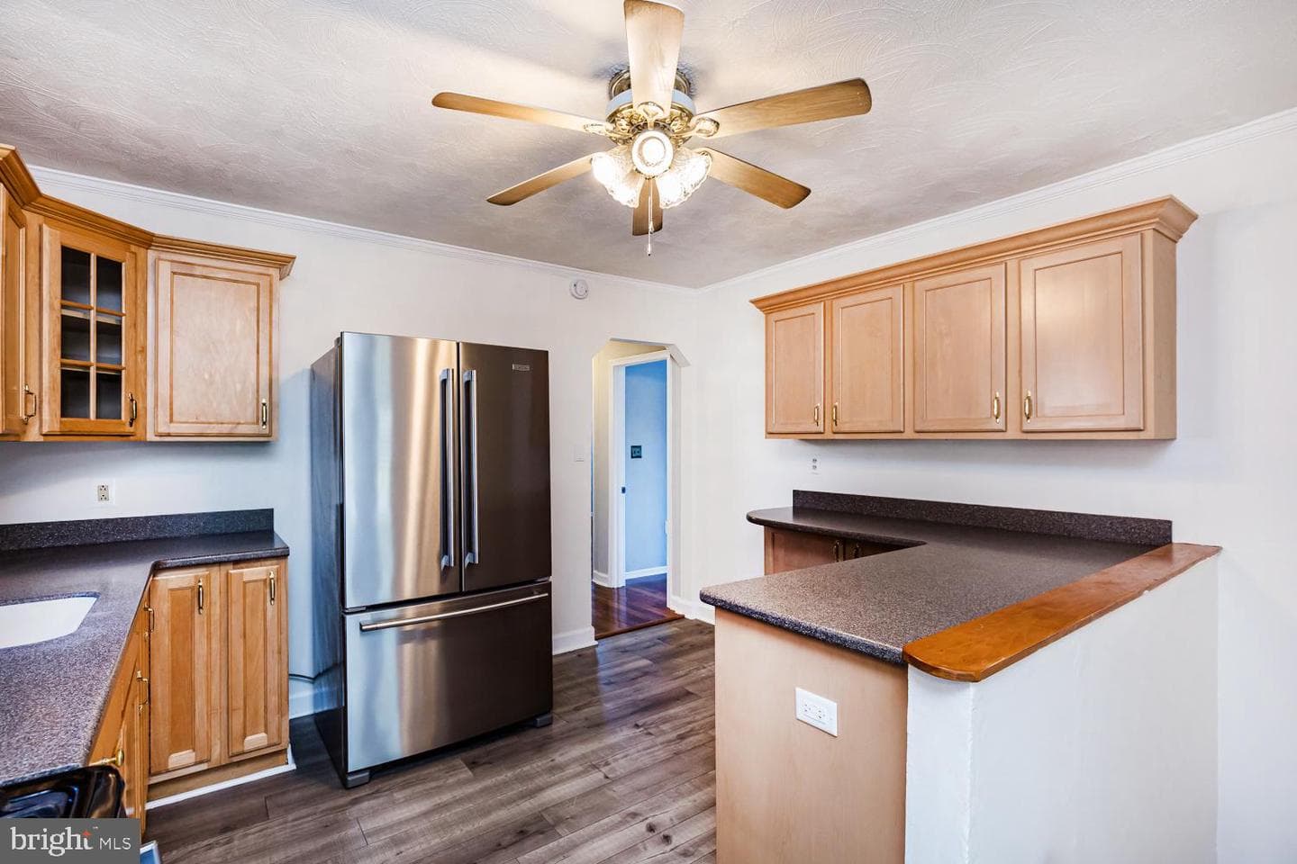 9227 Gross Avenue photo 8