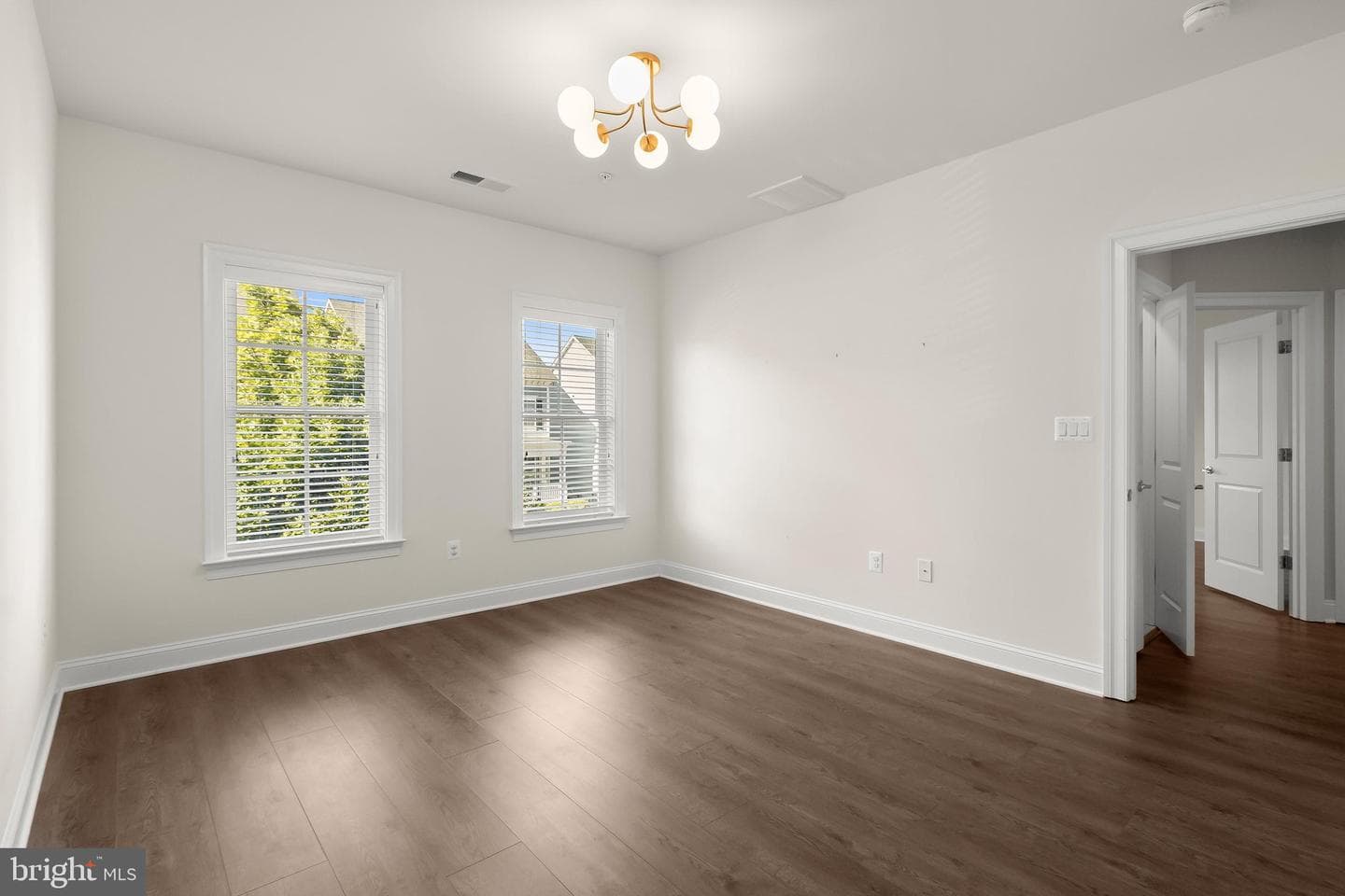 11423 Ellington Street photo 60