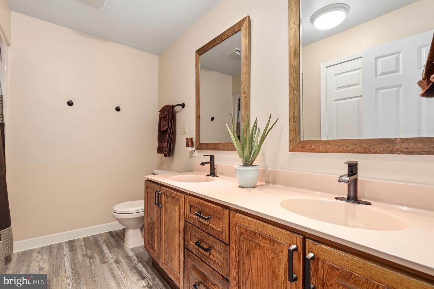1225 Crows Foot Road photo 35