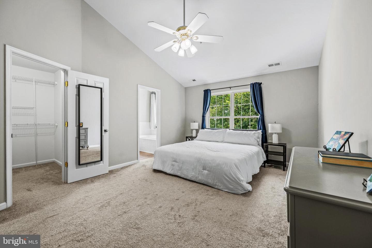 5730 Goldfinch Court photo 17