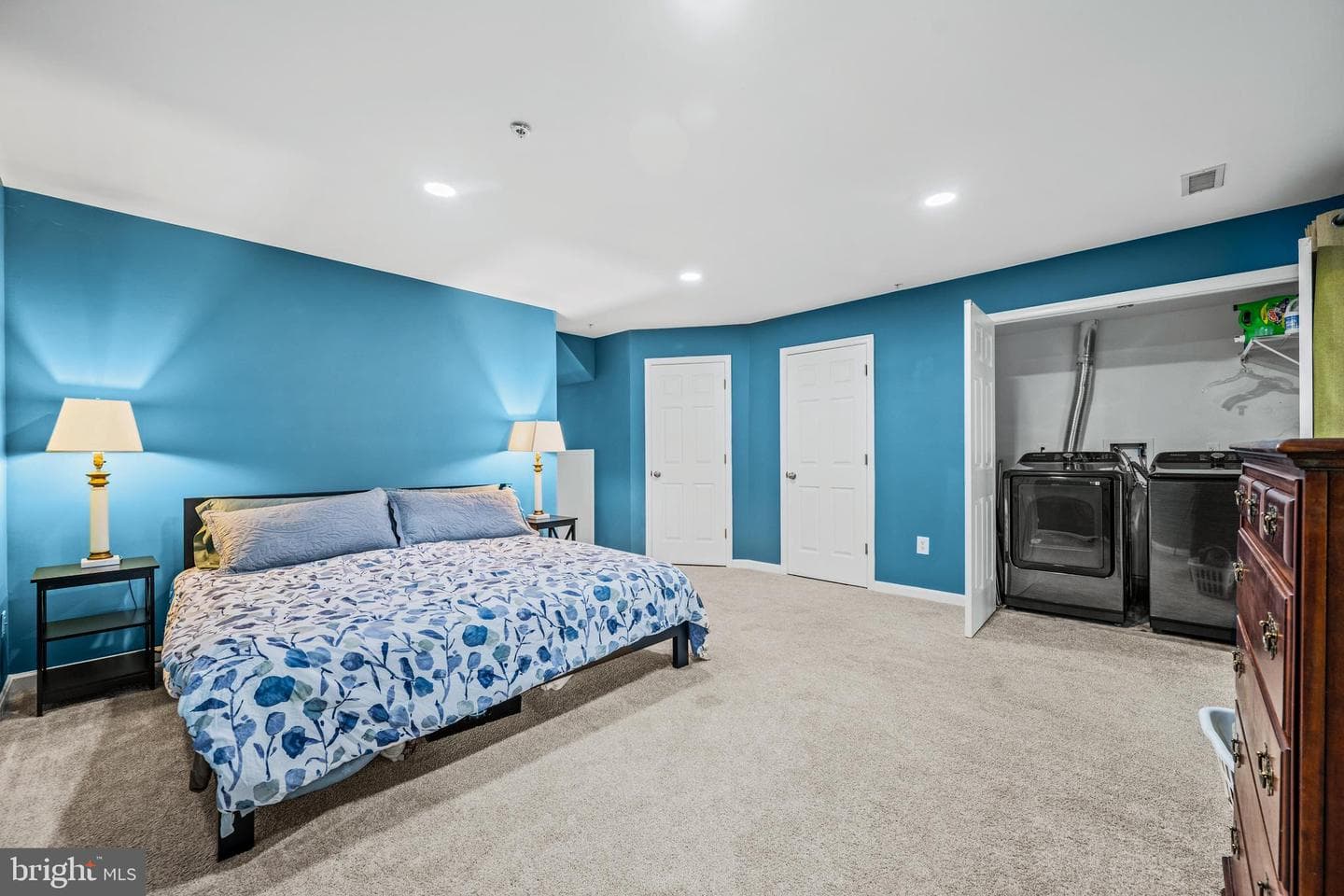 5730 Goldfinch Court photo 32