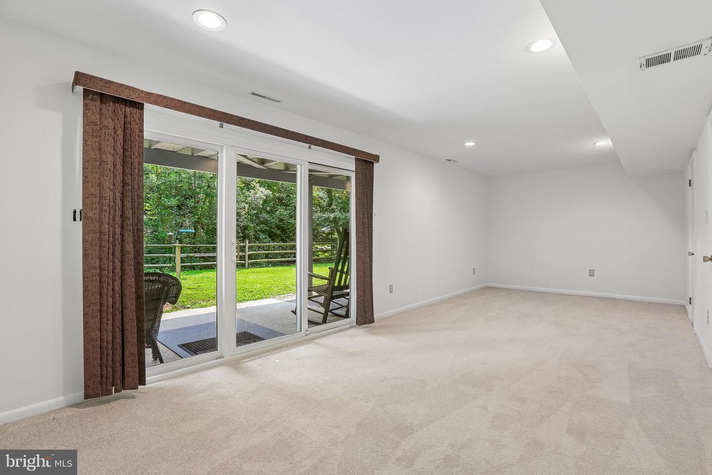 10128 Goodbody Court photo 26