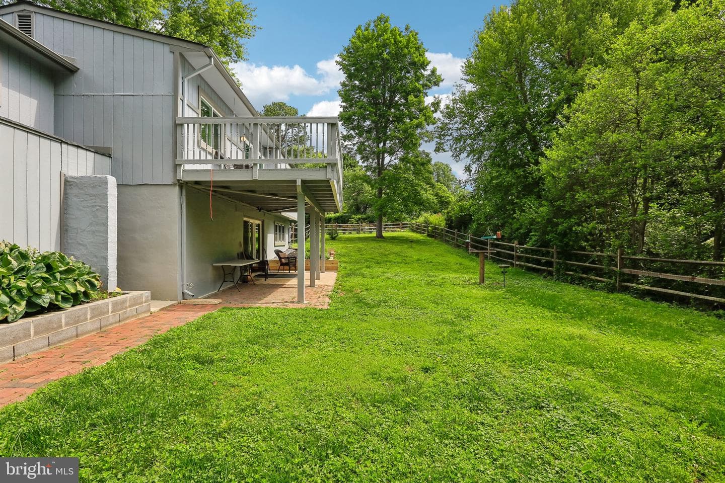 10128 Goodbody Court photo 38