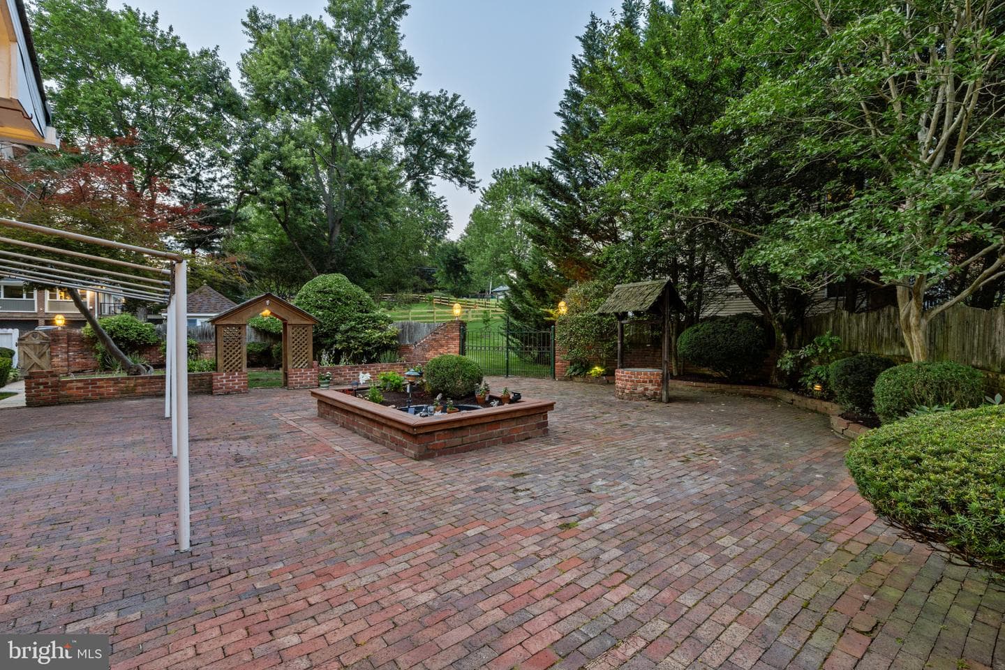4053 Crescent Road photo 32