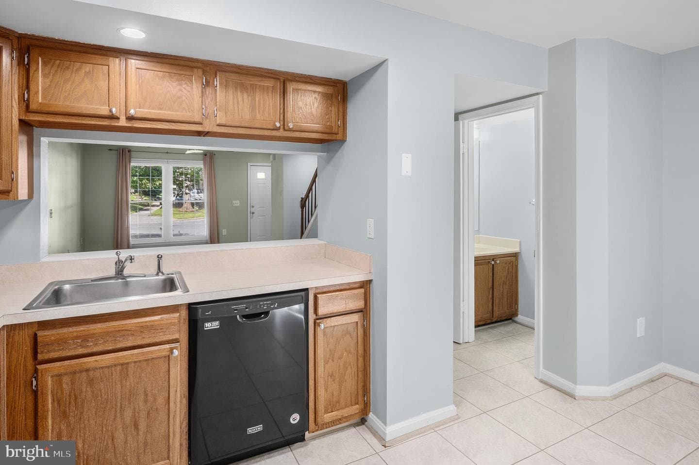 9614 Hingston Dwns photo 8