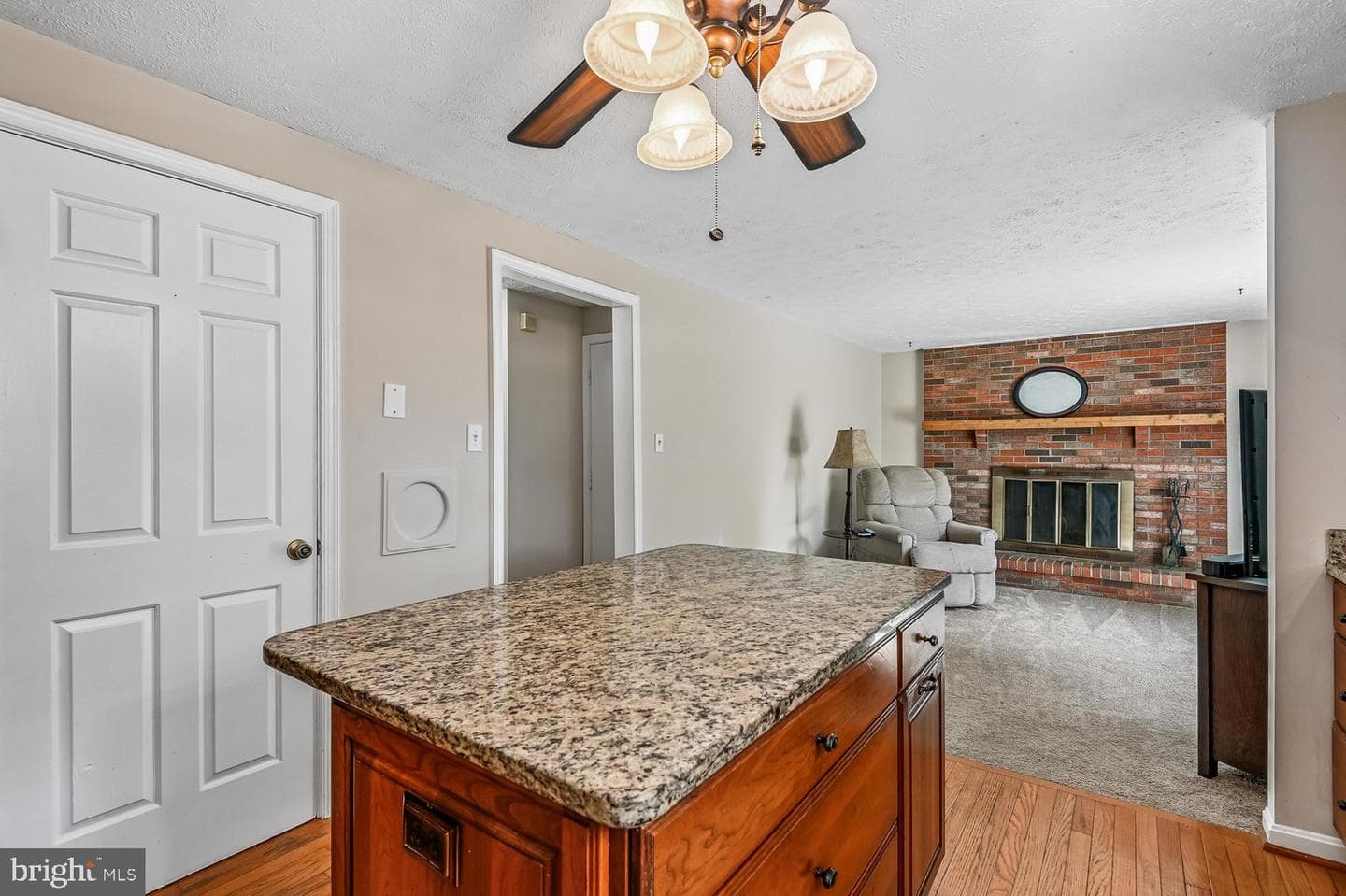 9302 Northgate Road photo 5