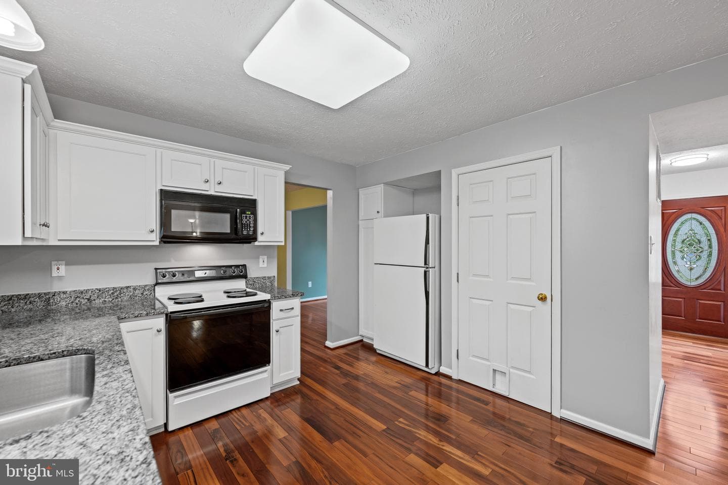 6428 Coxwold Drive photo 15