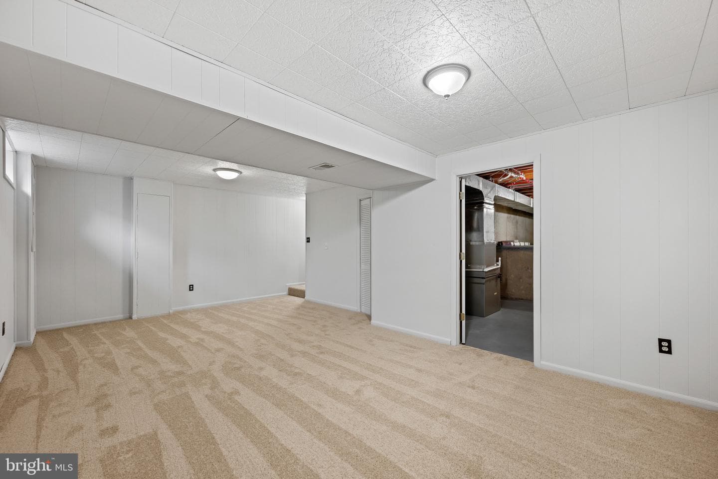 6428 Coxwold Drive photo 43