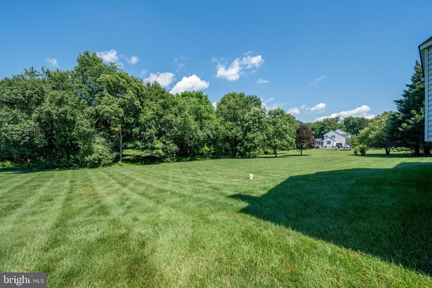 2921 Summer Hill Drive photo 4