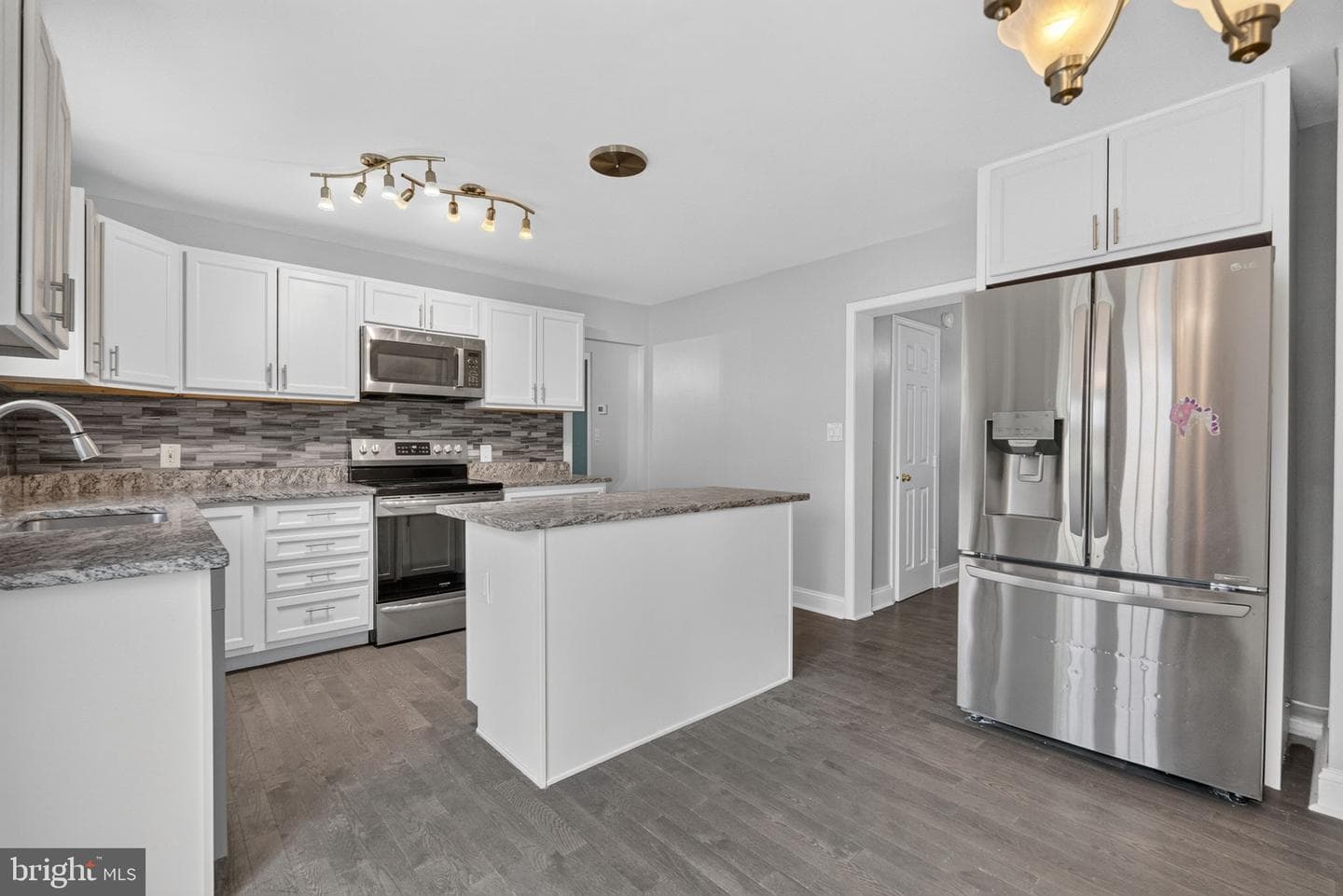 6499 Sedgwick Street photo 15