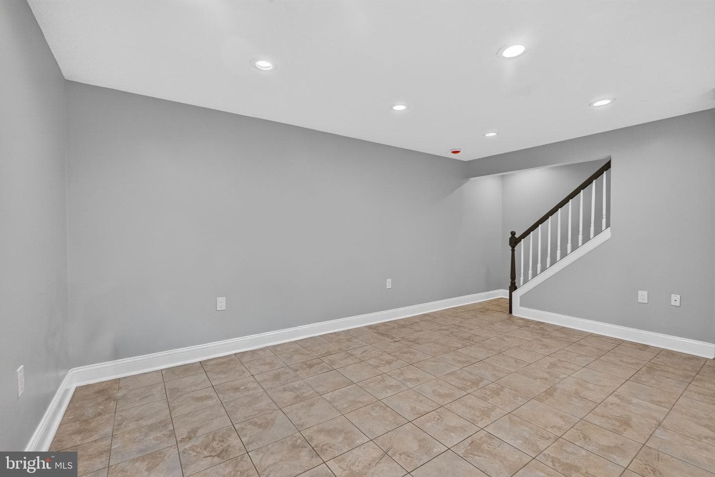 6499 Sedgwick Street photo 28