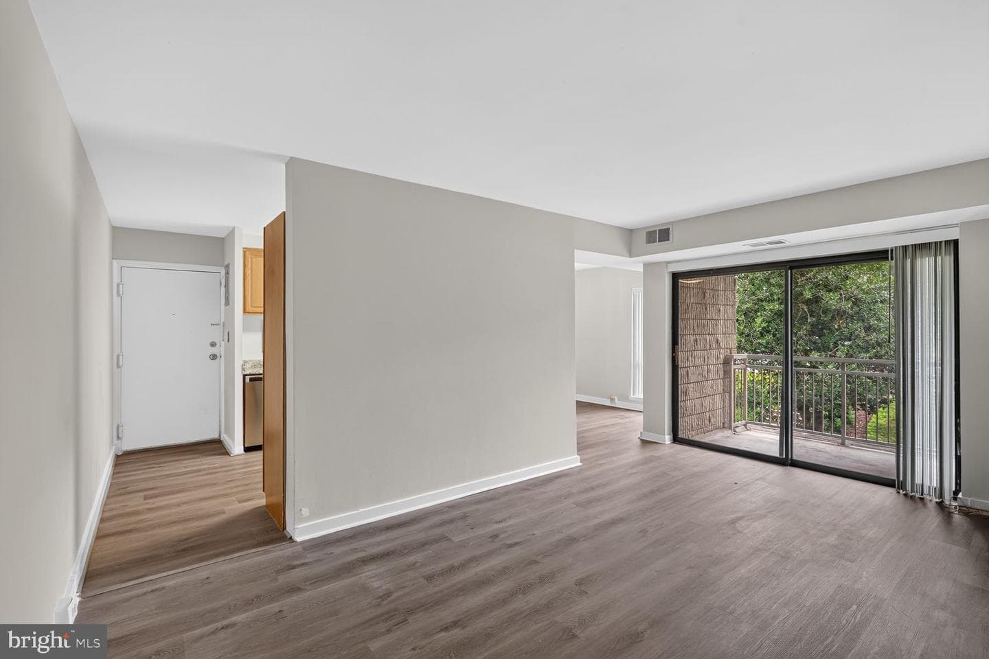 5901 Tamar Drive #5 S5 photo 8