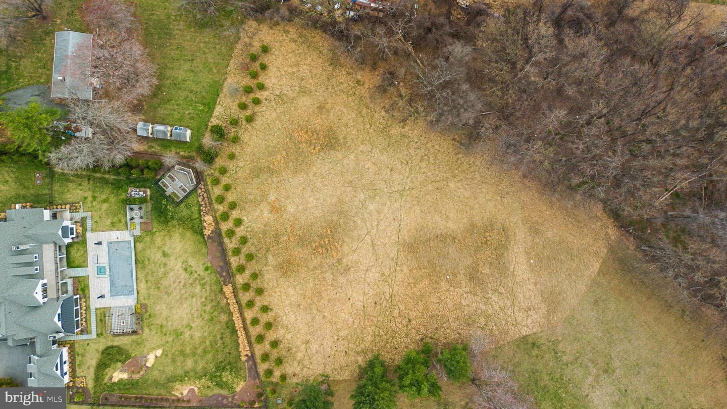 12425 Hill Crest photo 25