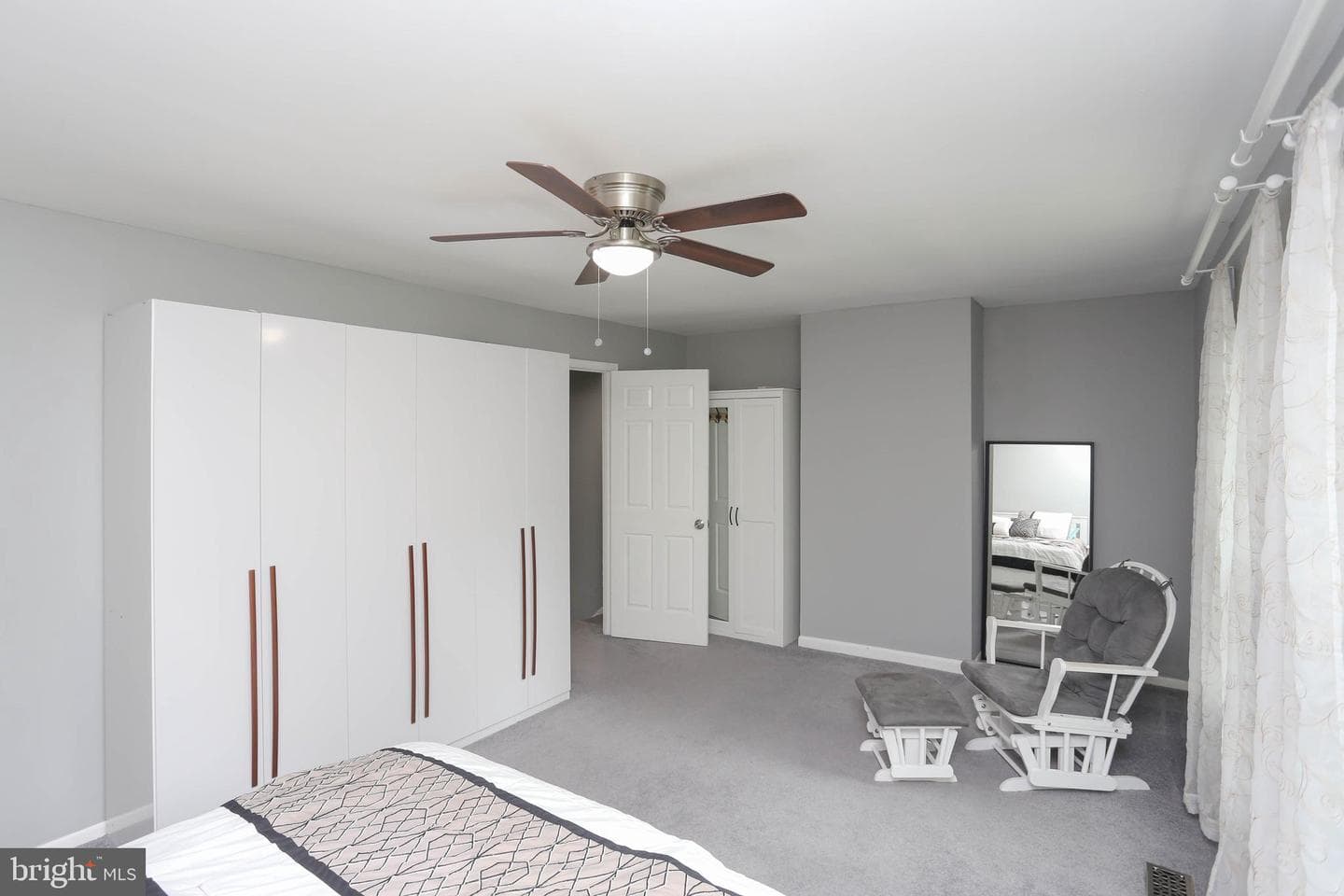 8803 Stonebrook Lane photo 14