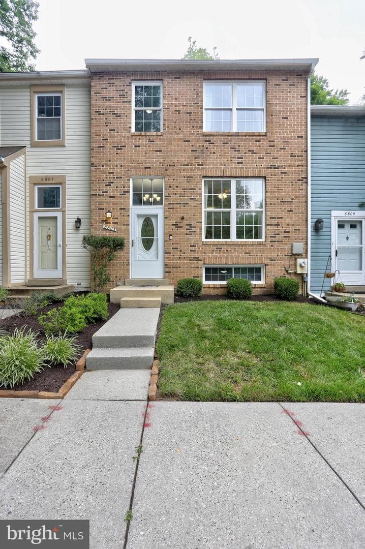8803 Stonebrook Lane, Columbia