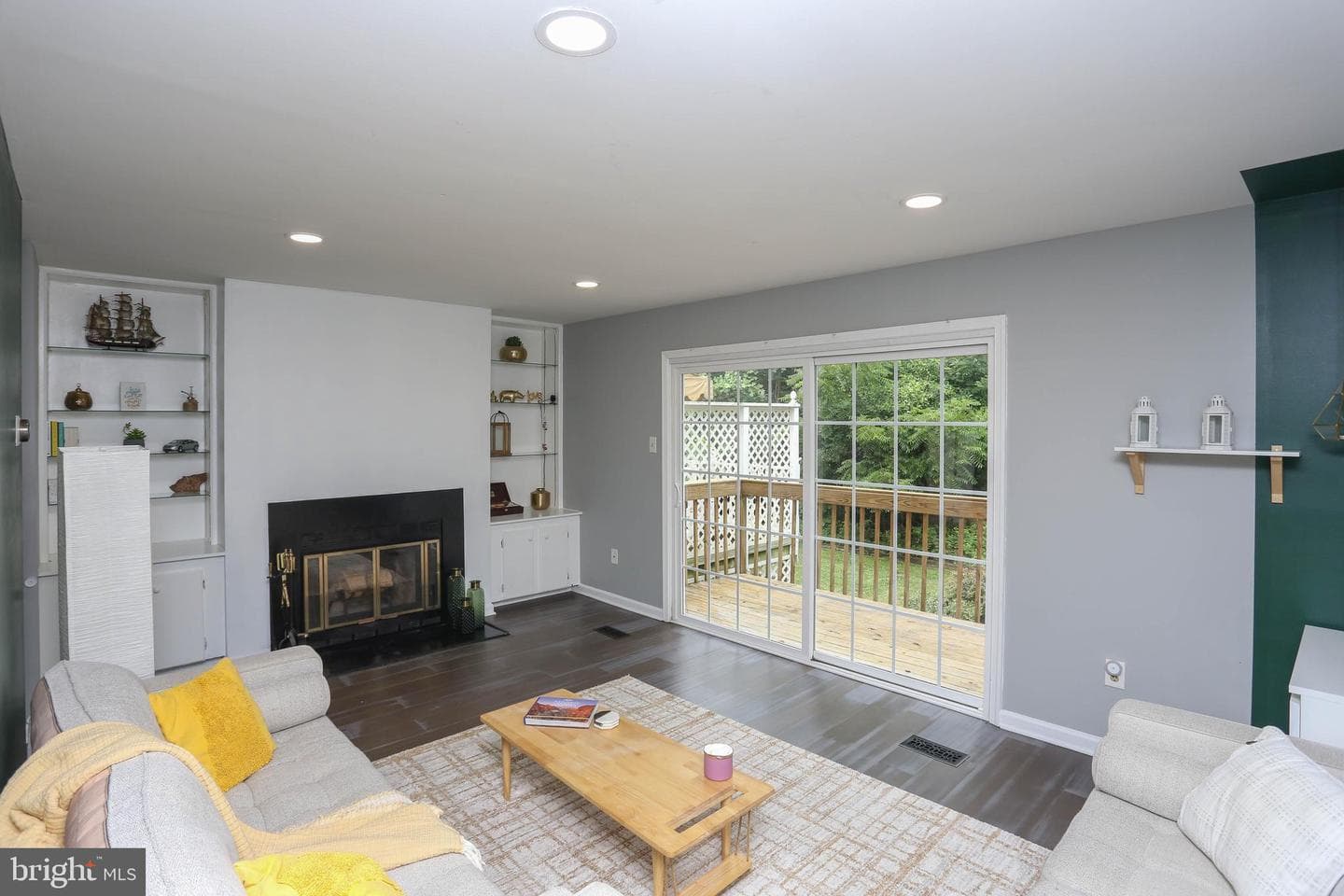 8803 Stonebrook Lane photo 9
