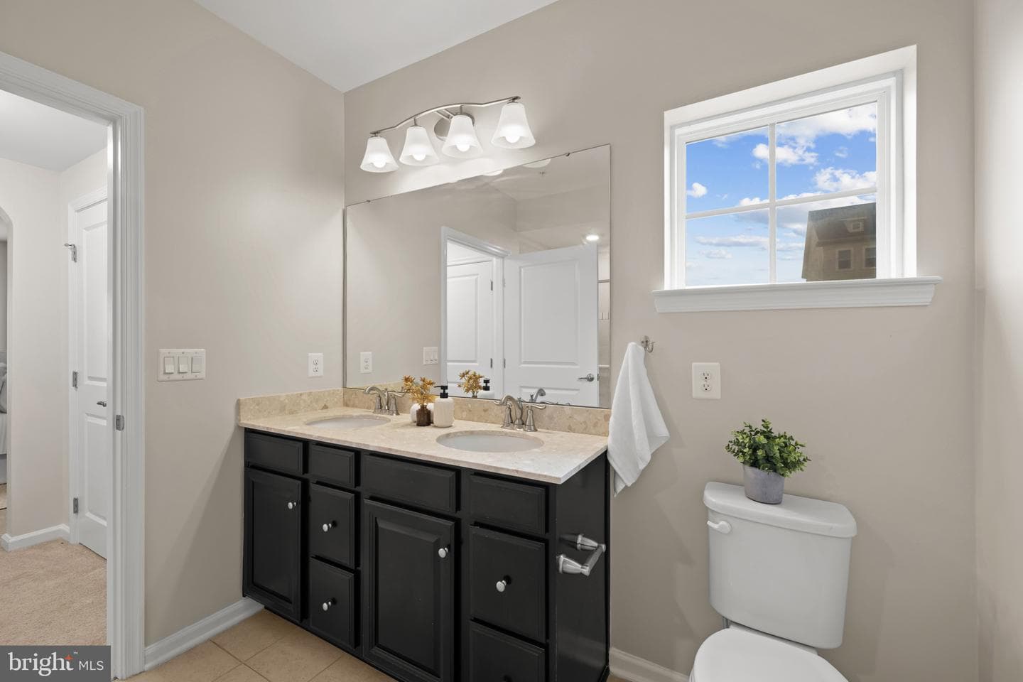 2121 John Stuart Road #E photo 24