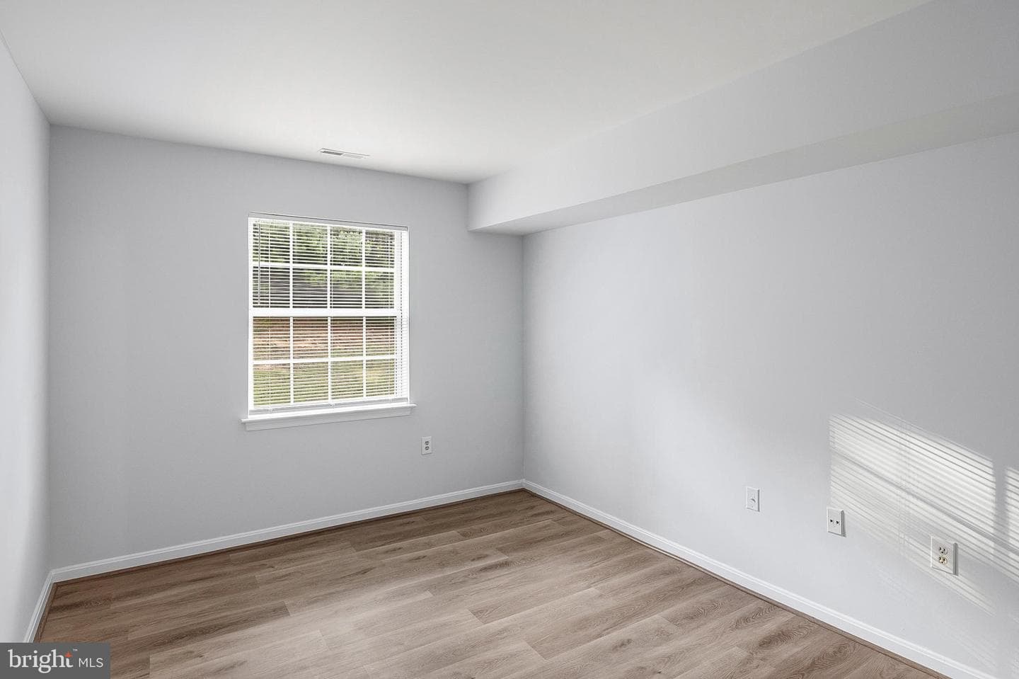 8390 Montgomery Run Road #E photo 19