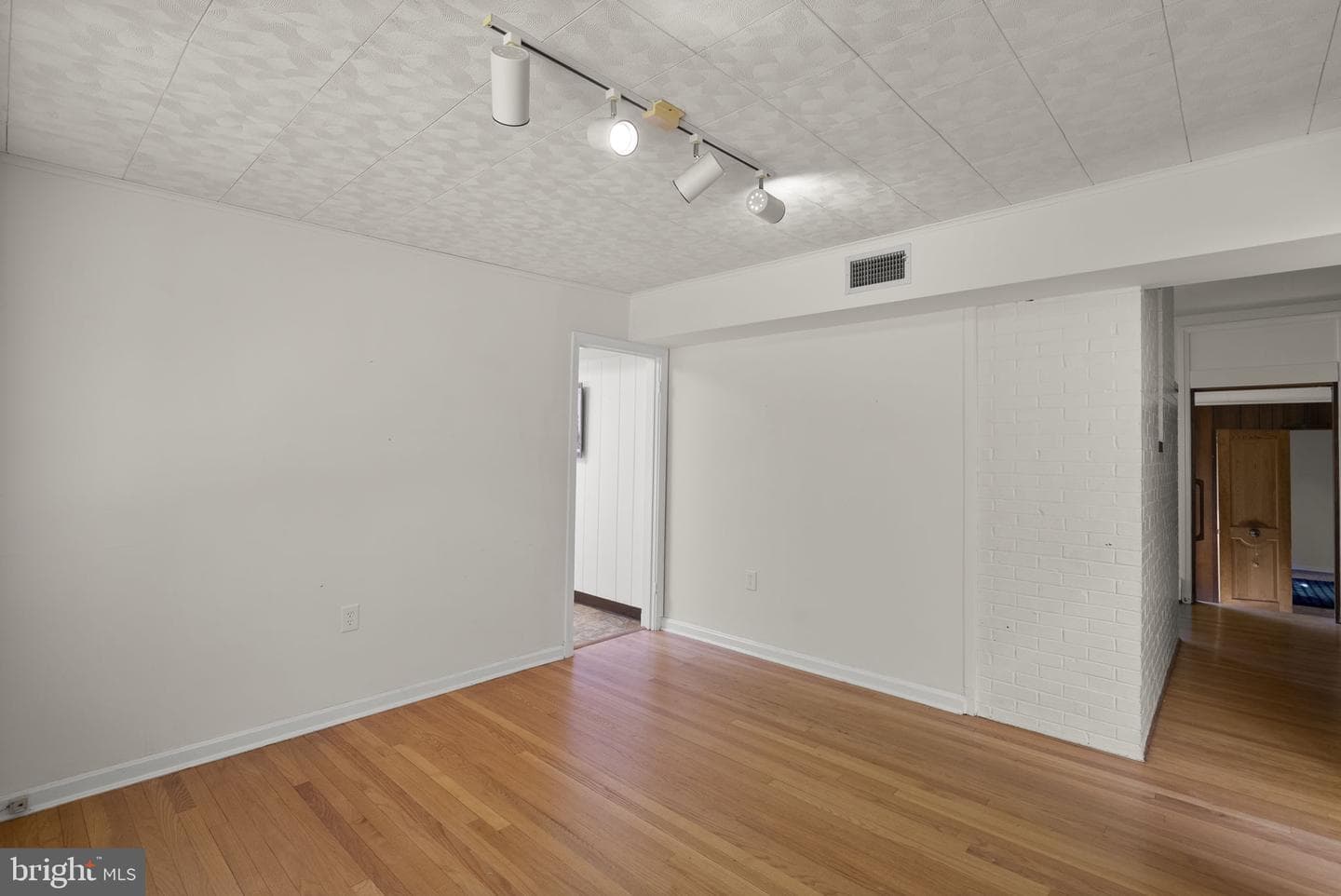 4376 Route 97 Avenue photo 18