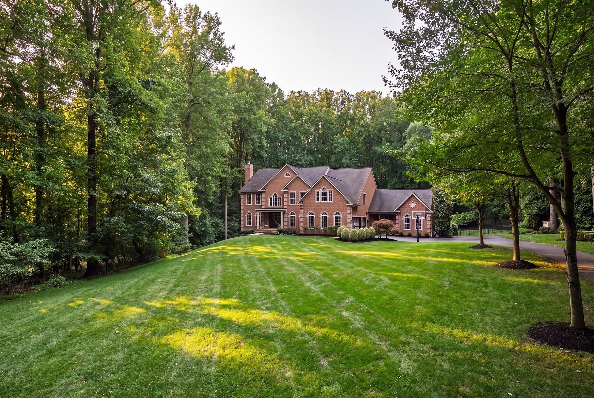 13773 Lakeside Drive photo 3