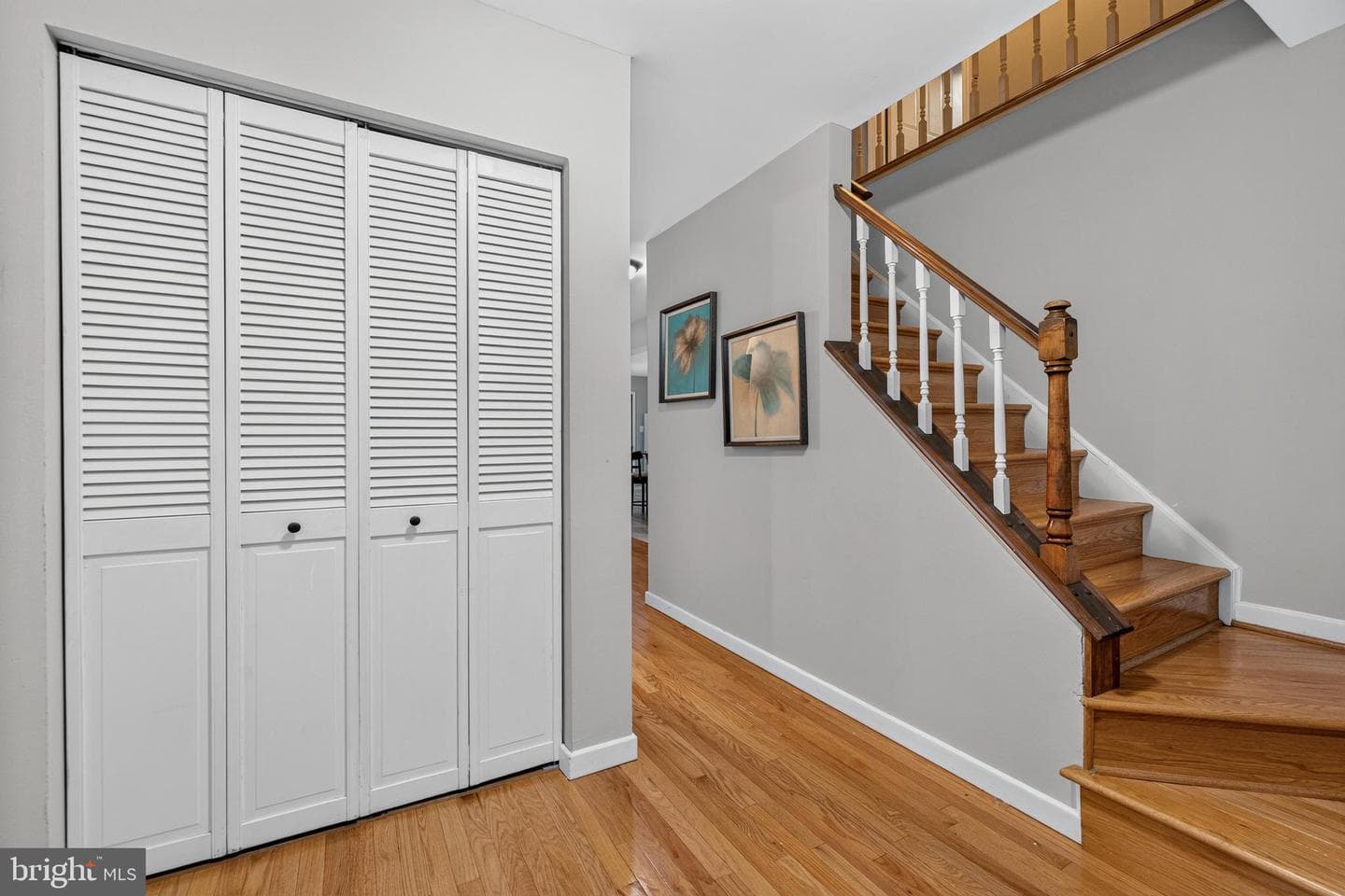 5214 Lightning View Road photo 4