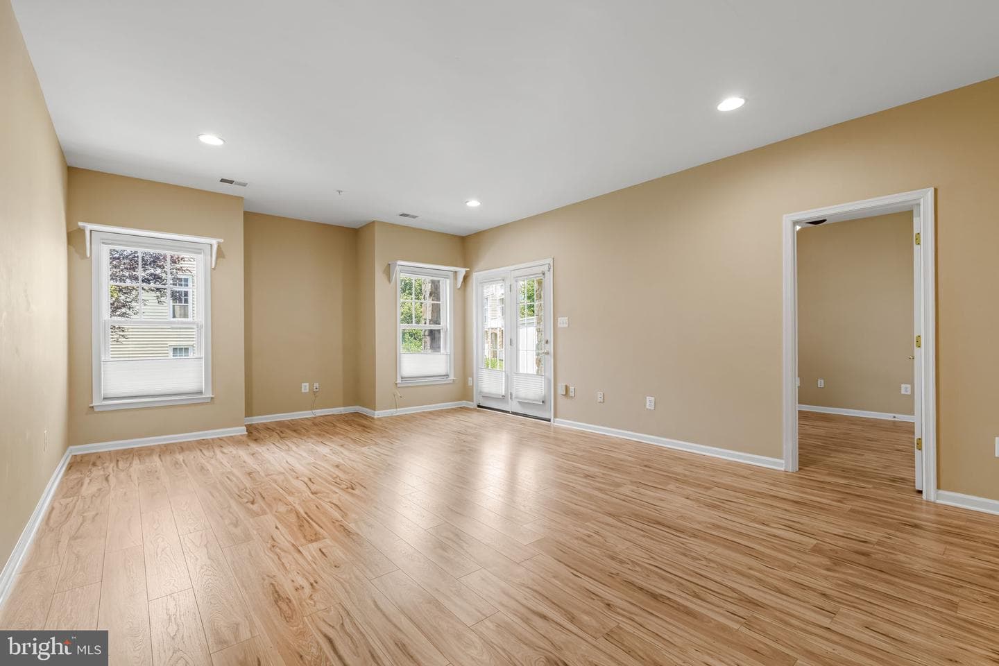8803 Mirror Lake Way photo 40