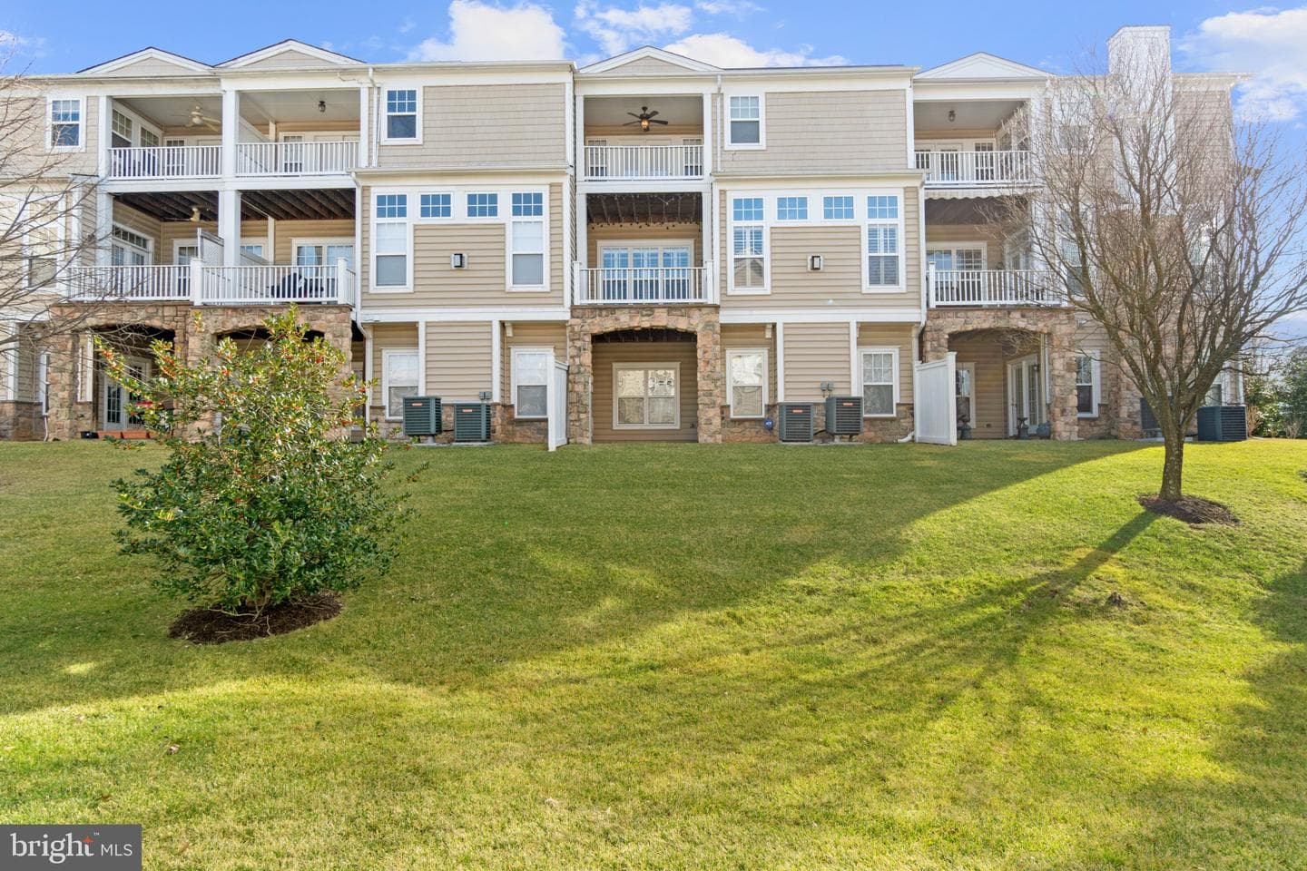 8803 Mirror Lake Way photo 46