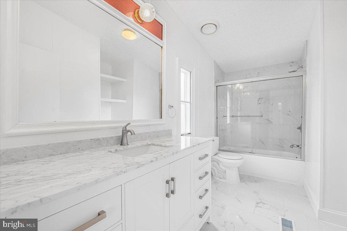 13 Midway Avenue photo 20