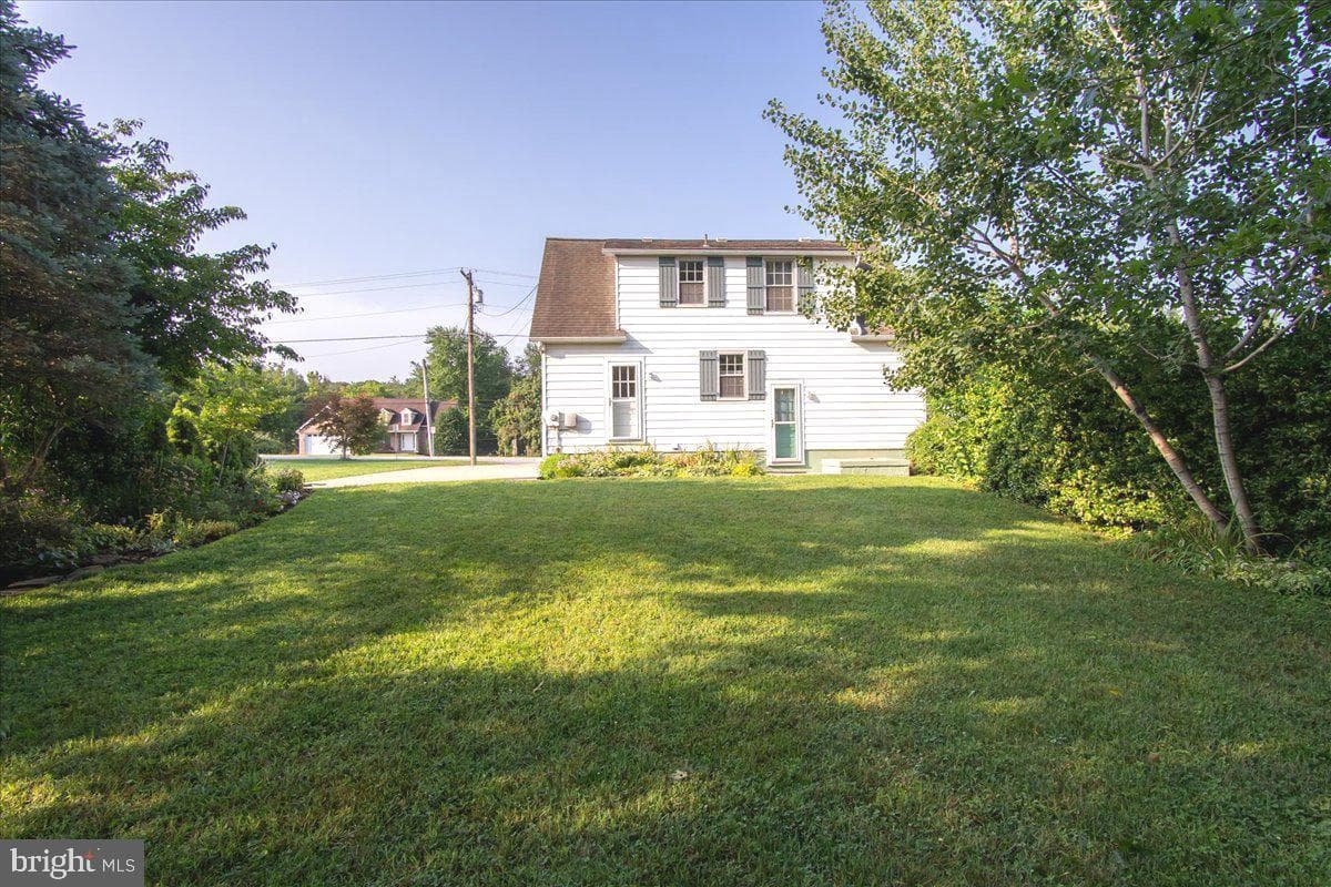 17010 Frederick Road photo 23